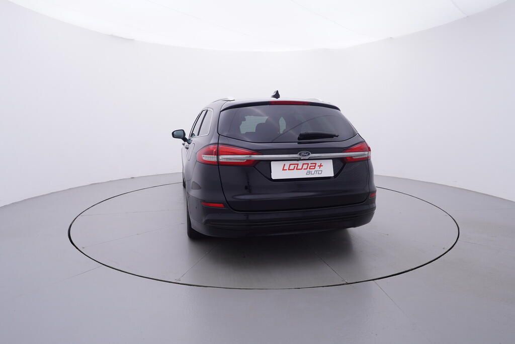Ford Mondeo, Titanium 2.0 88 kW - fotka 4