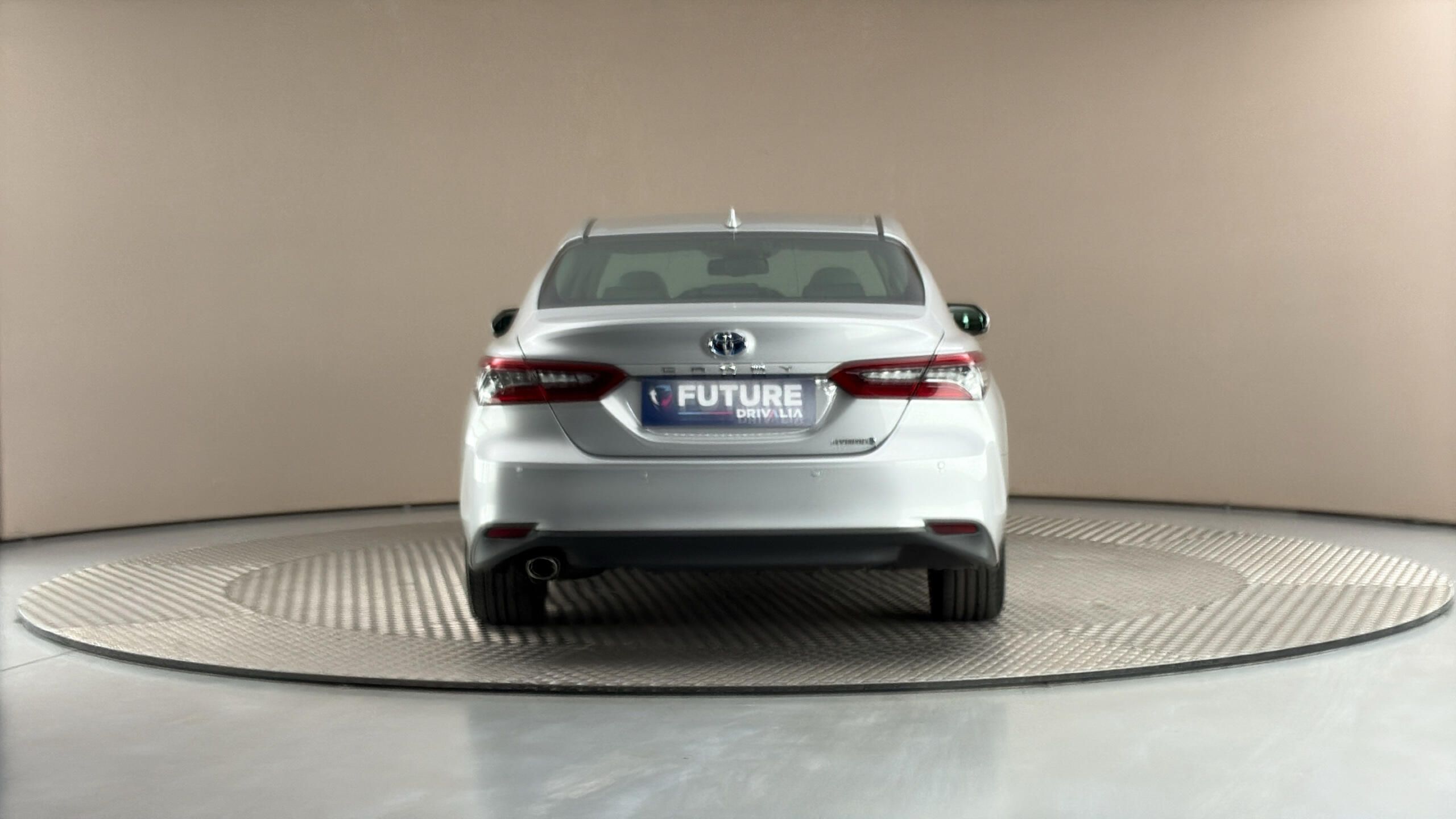 Toyota Camry, 2.5 Hybrid AUT Executive - fotka 5