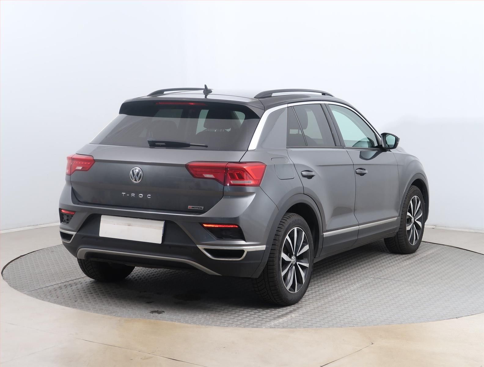 Volkswagen T-Roc, 2.0 TDI 4Motion, Advance, 4X4 - fotka 5