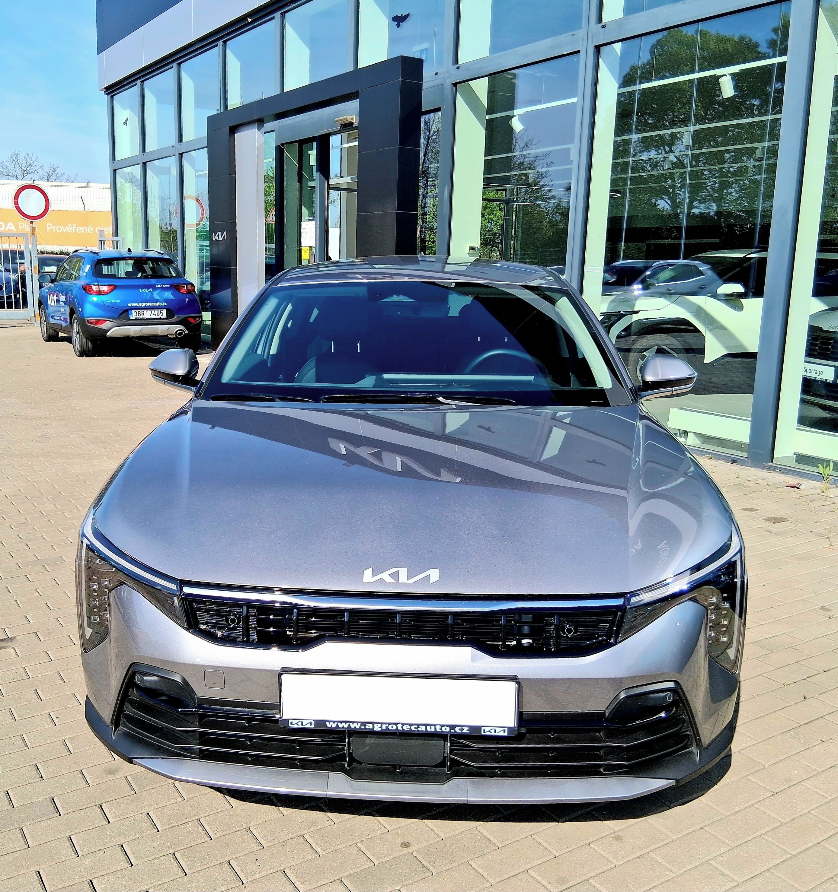 Kia K4, 1,6 T-GDI GPF 7DCT TOP 110KW - fotka 3