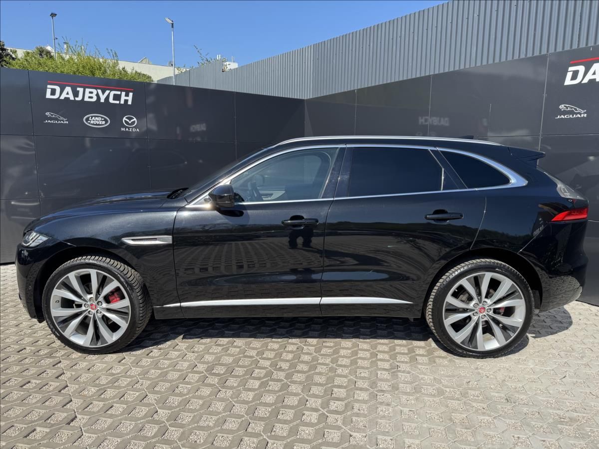Jaguar F-Pace, 3,0 V6 280kW R-SPORT AWD ČR DP - fotka 5