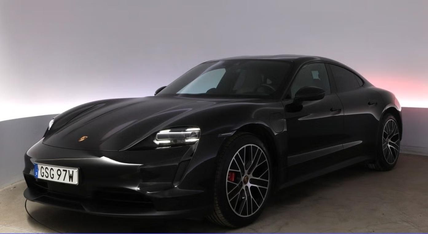 Porsche Taycan, 4S DD SoH 93% vzd. odpružení