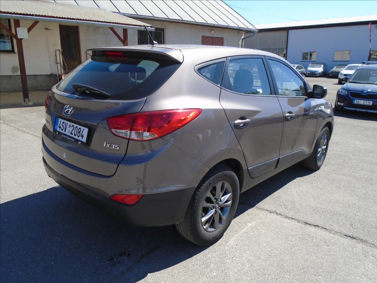 Hyundai ix35, 1,6   1.6 BENZIN-99KW - fotka 4