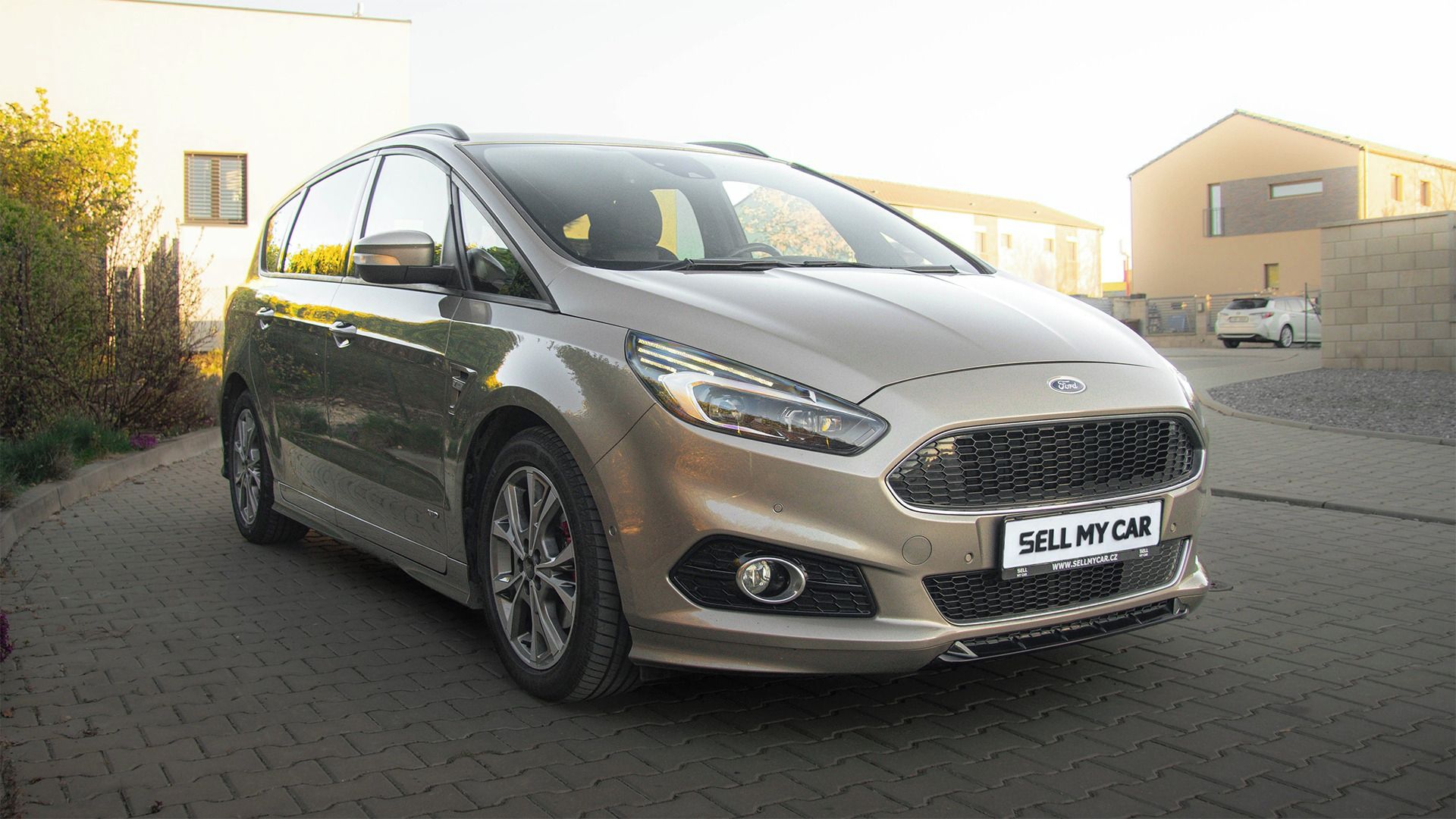 Ford S-MAX, ST-Line AWD 2,0/140kW 1maj DPH - fotka 3