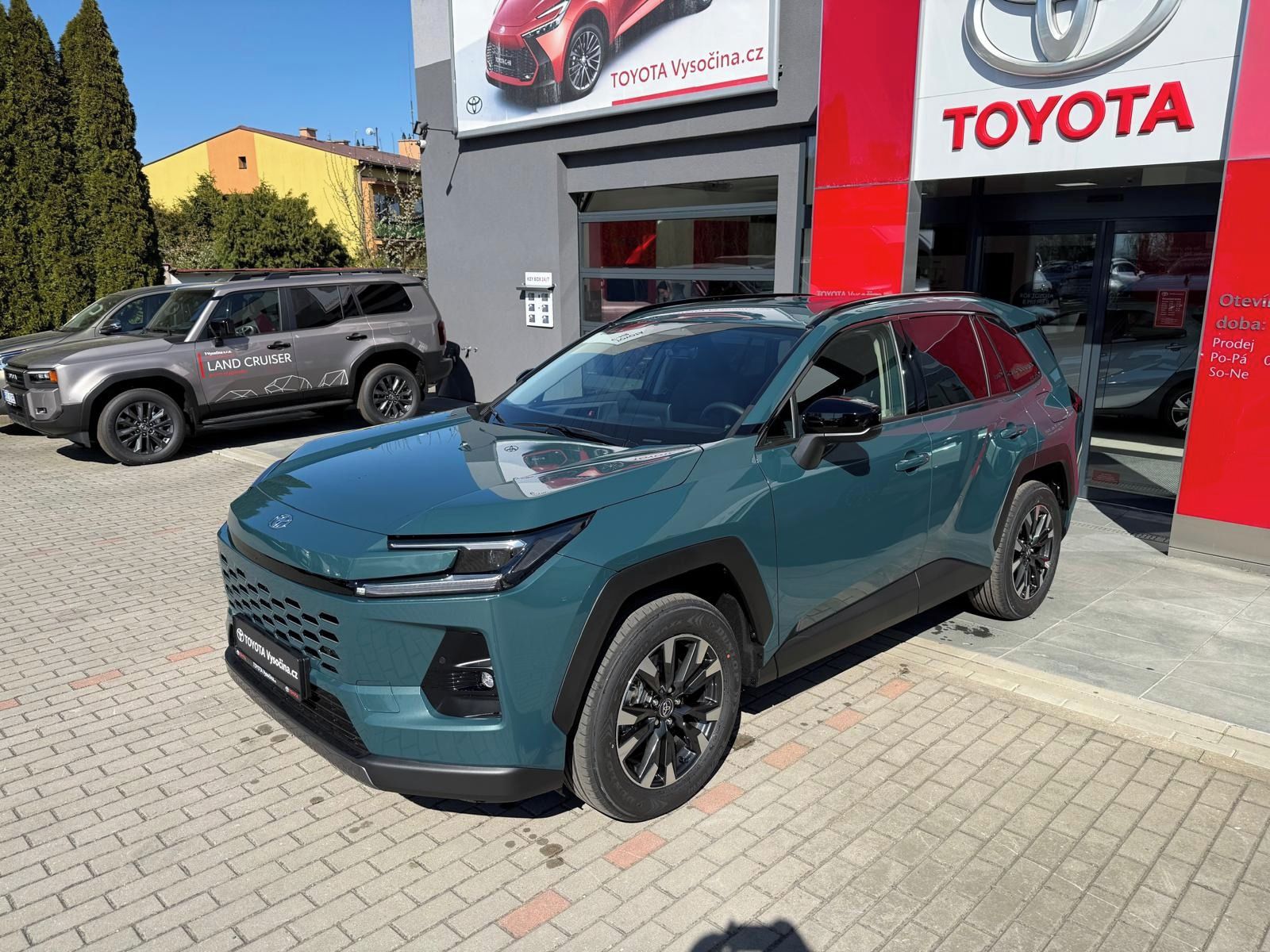 Toyota Rav4, 2.5HEV Comfort 185PS - fotka 2