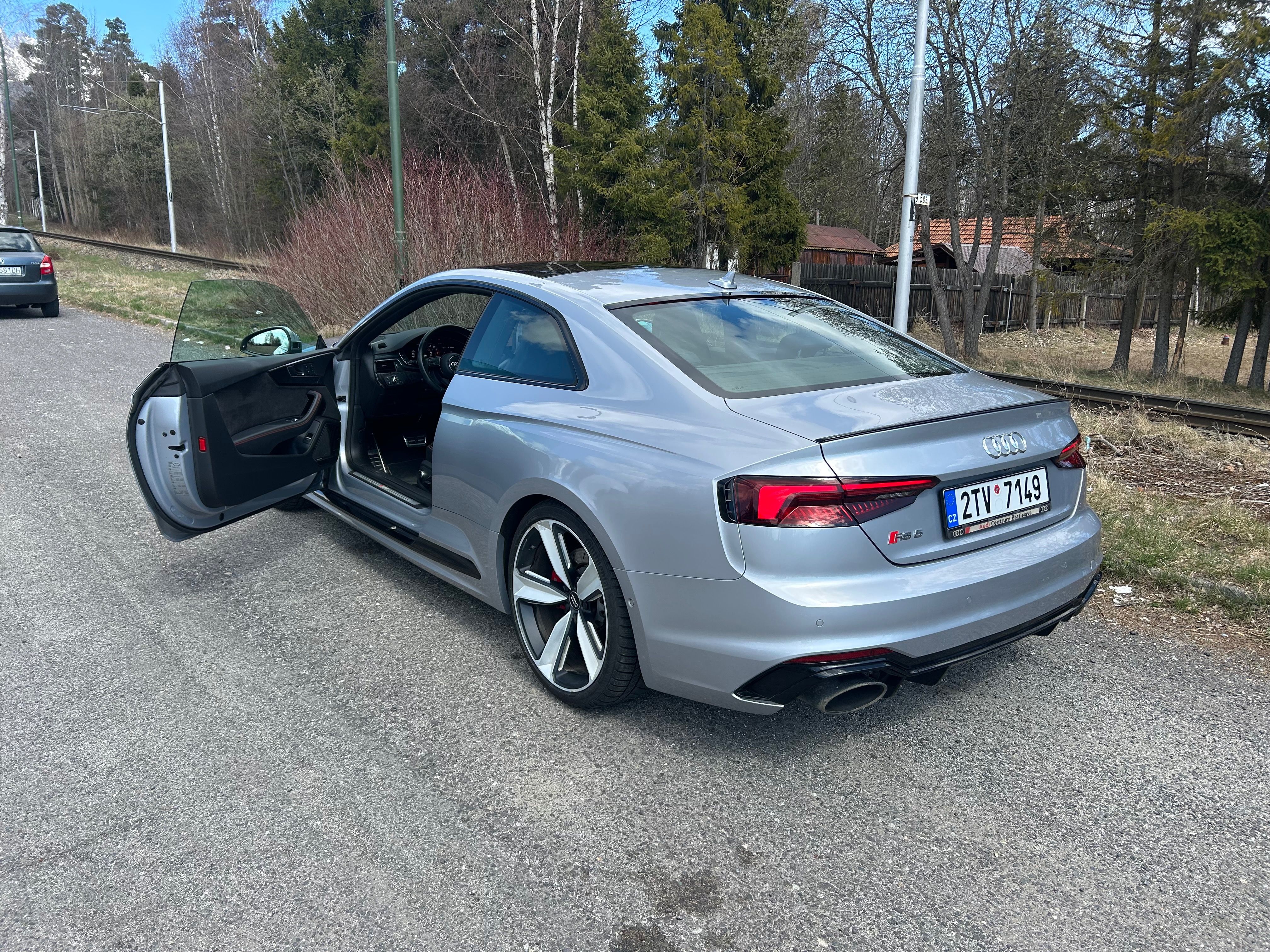 Audi RS5, RS5 coupé - fotka 3