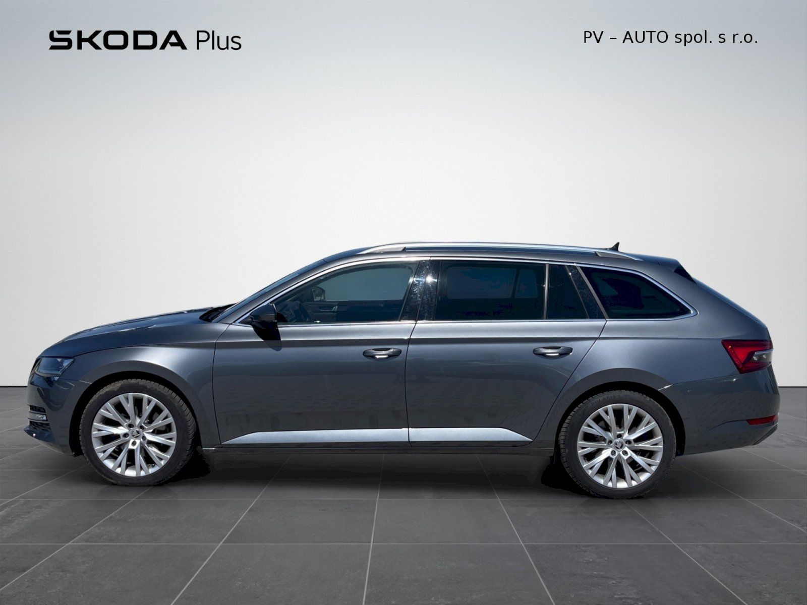 Škoda Superb, 2.0 TDI 110kW DSG Style Plus c - fotka 3