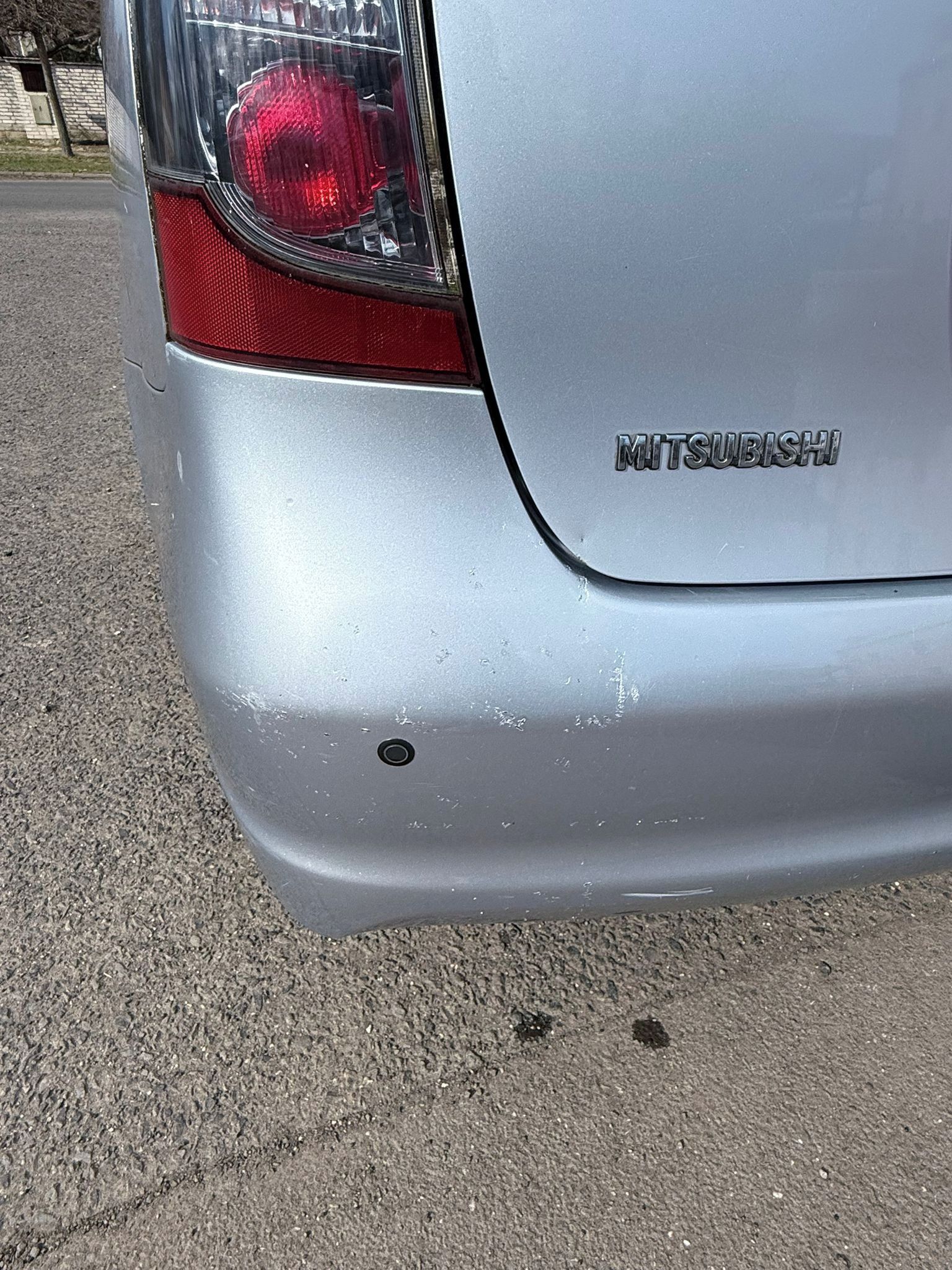Mitsubishi Grandis, 2.4, AUTOMAT, 5-7 MÍST - fotka 5