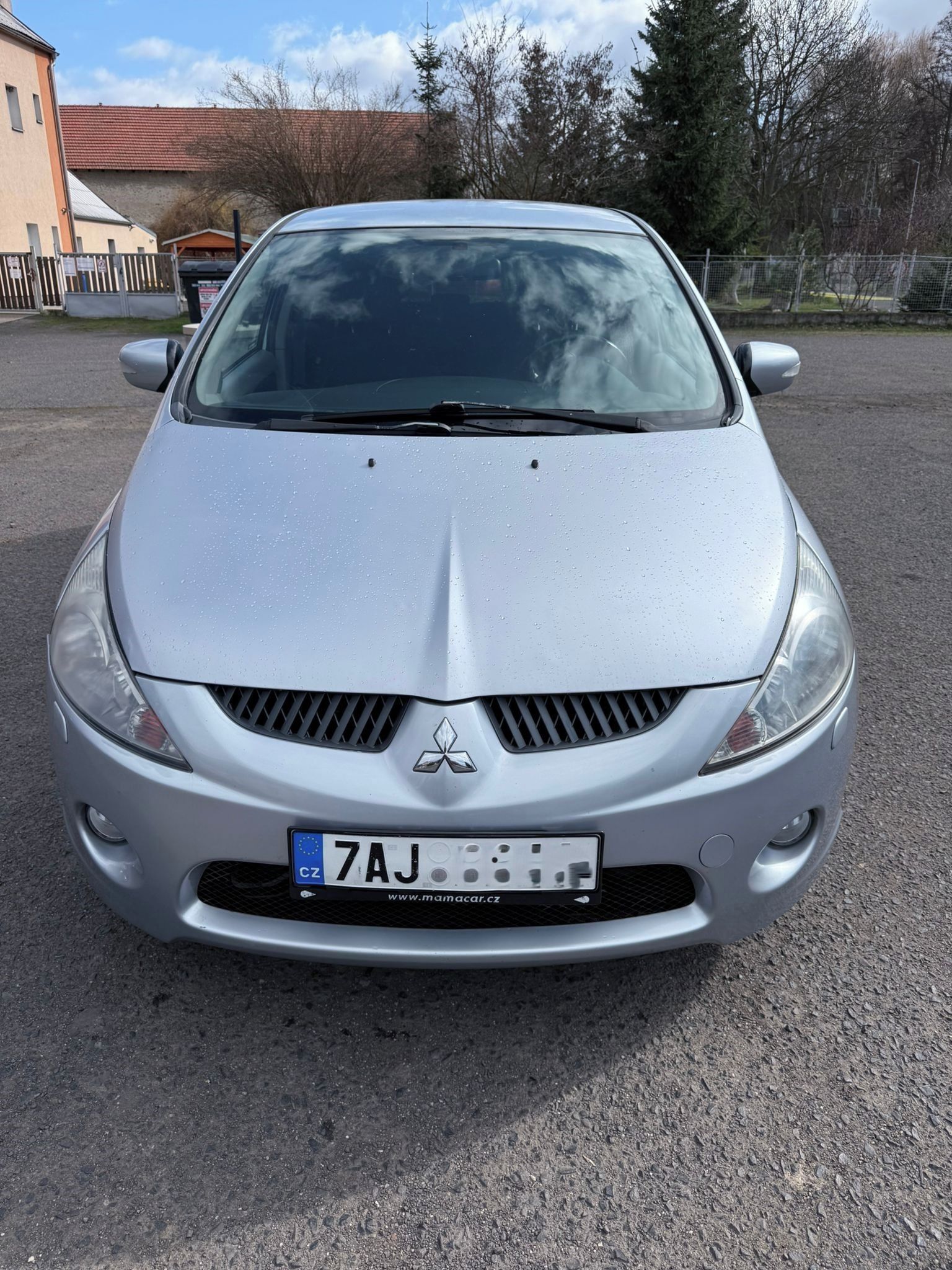 Mitsubishi Grandis, 2.4, AUTOMAT, 5-7 MÍST - fotka 2
