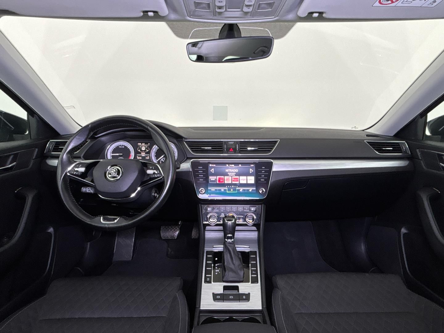 Škoda Superb, 2.0 TDI / 110 kW Ambition DSG - fotka 5