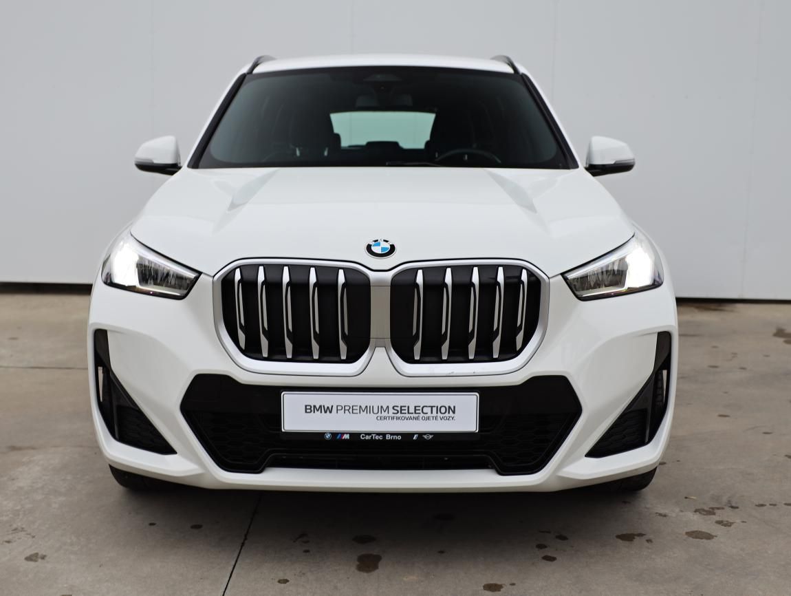 BMW X1, xDrive23i - fotka 2