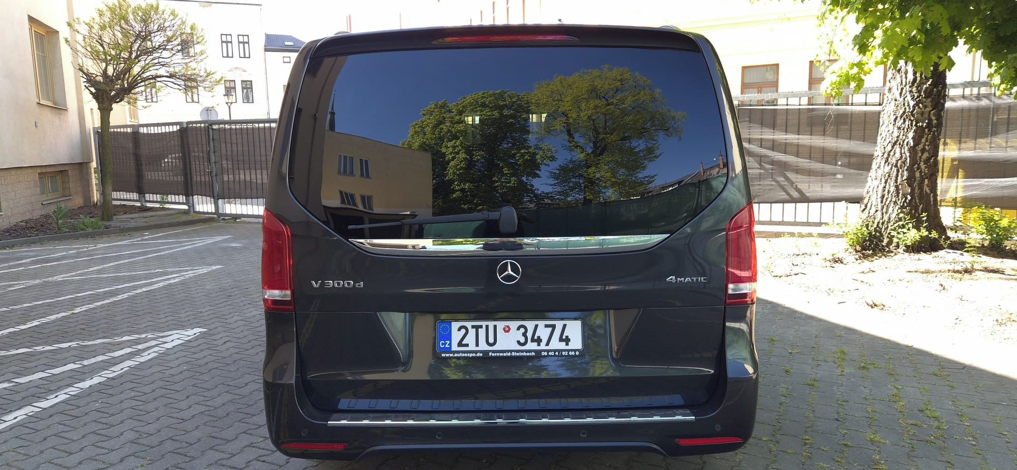 Mercedes-Benz Třídy V, V300d 4MATIC LONG AMG176kW DPH - fotka 5