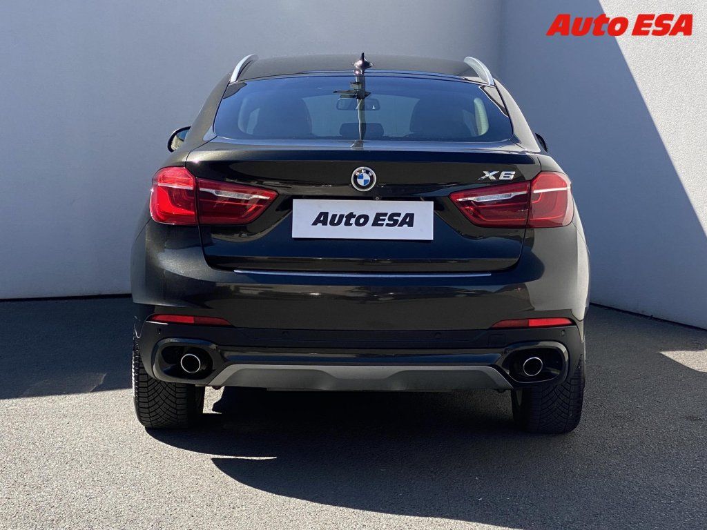 BMW X6, 3.0 D X6 Xdrive - fotka 5