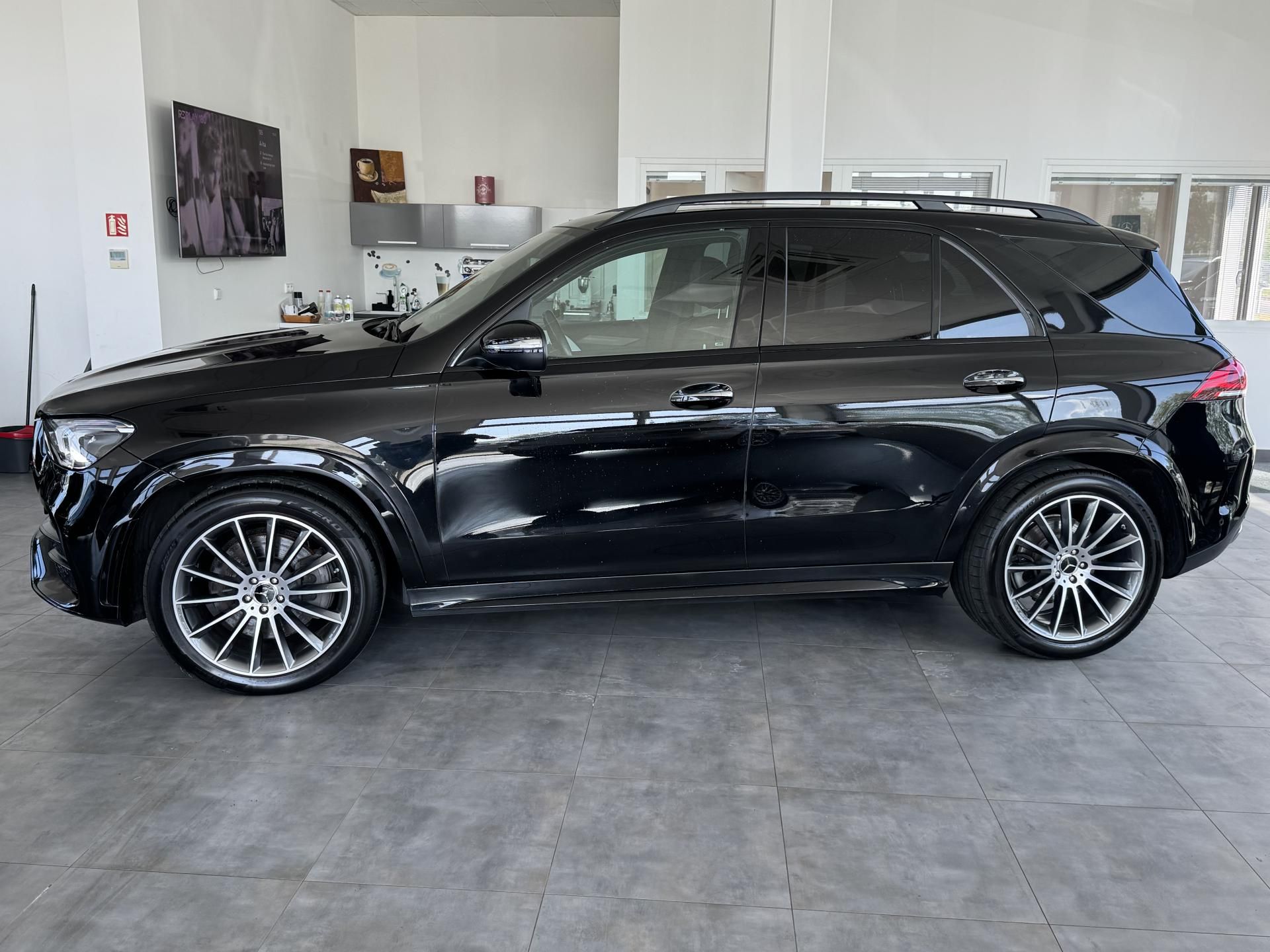 Mercedes-Benz GLE, 580 4MATIC AMG PANORAMA VZDUCH - fotka 4
