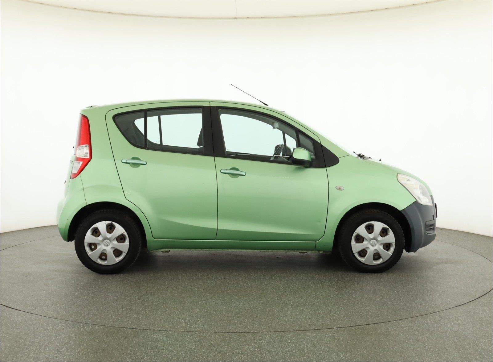 Suzuki Splash, 1.0 12V, plně pojízdný - fotka 6