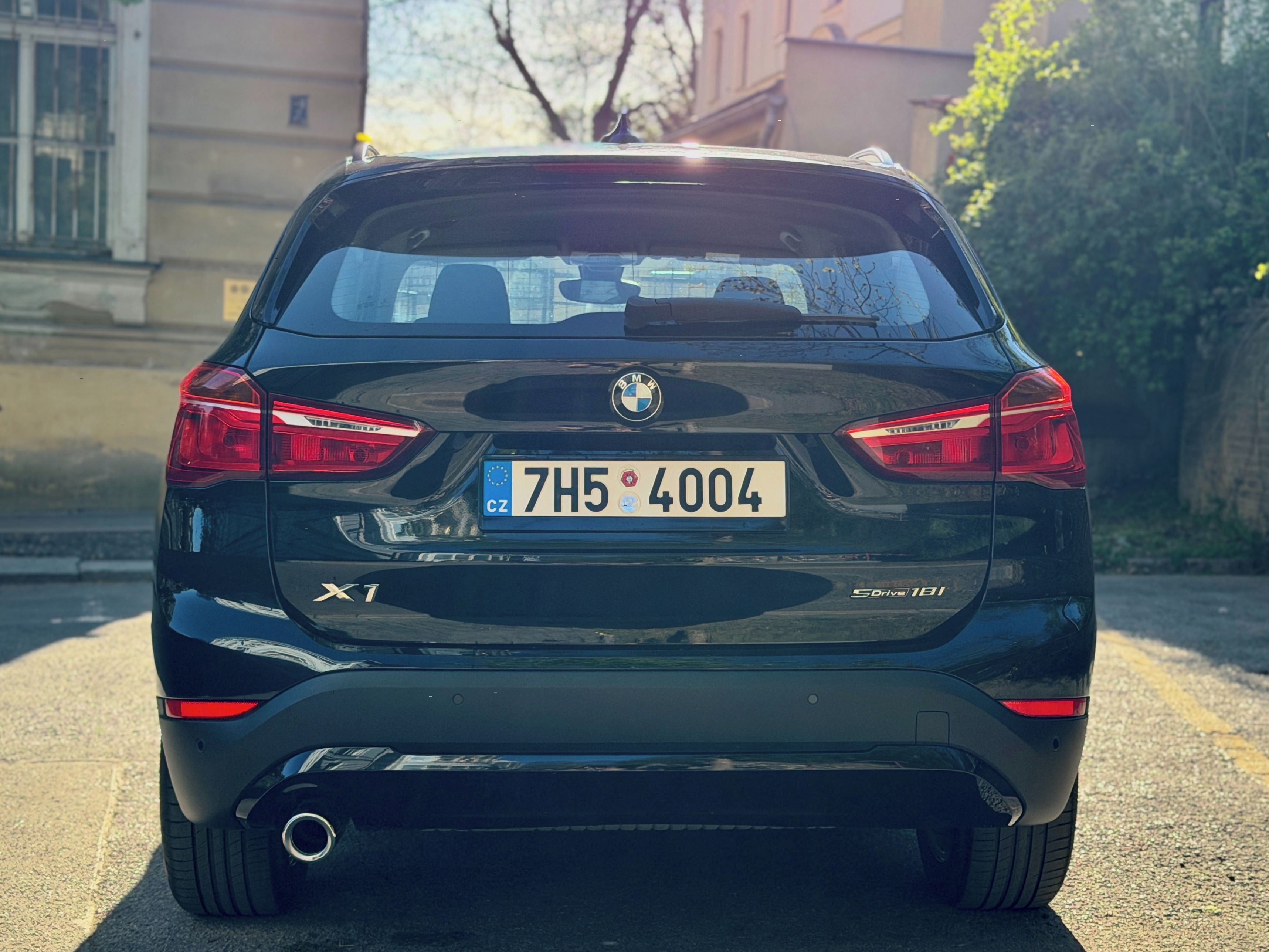 BMW X1, BMW X1 sDrive18i AT 05/2020 - fotka 4