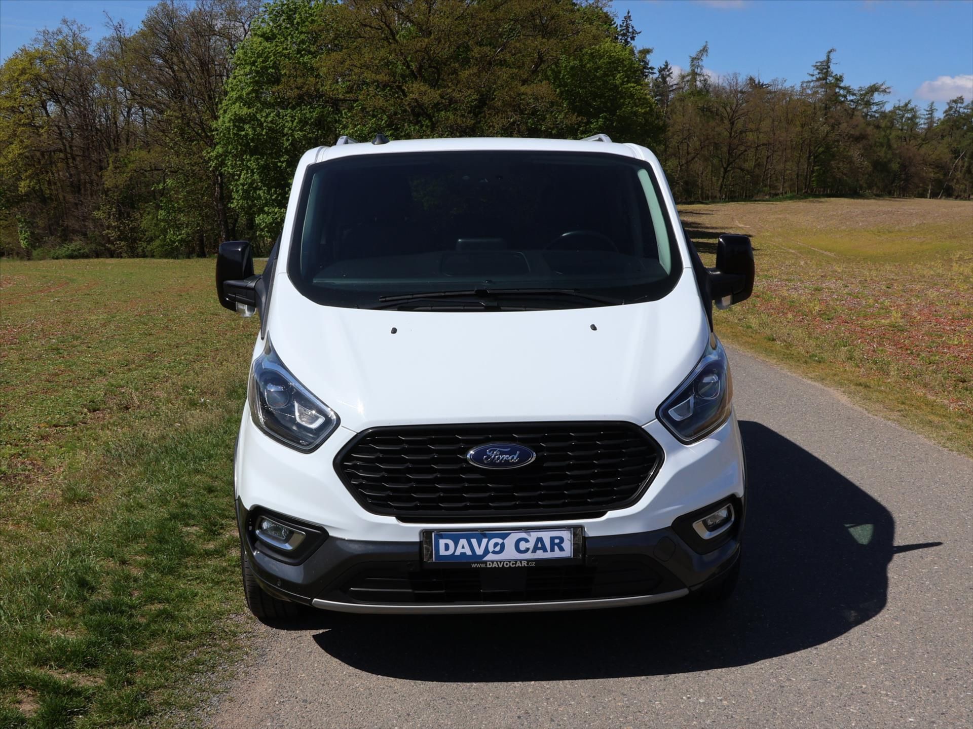 Ford Tourneo Custom, 2,0 TDCI 136kW Active 1Maj DPH - fotka 2