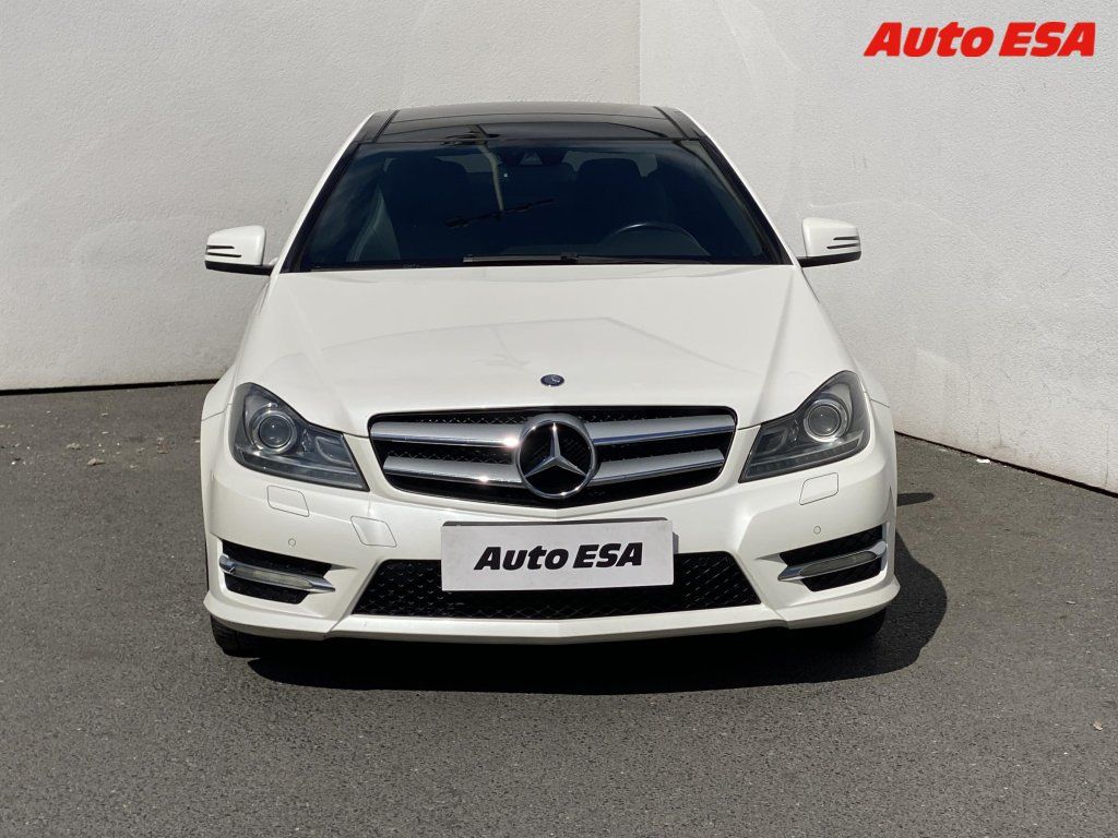 Mercedes-Benz Třídy C, 2.2 CDi C 250 CDI - fotka 2