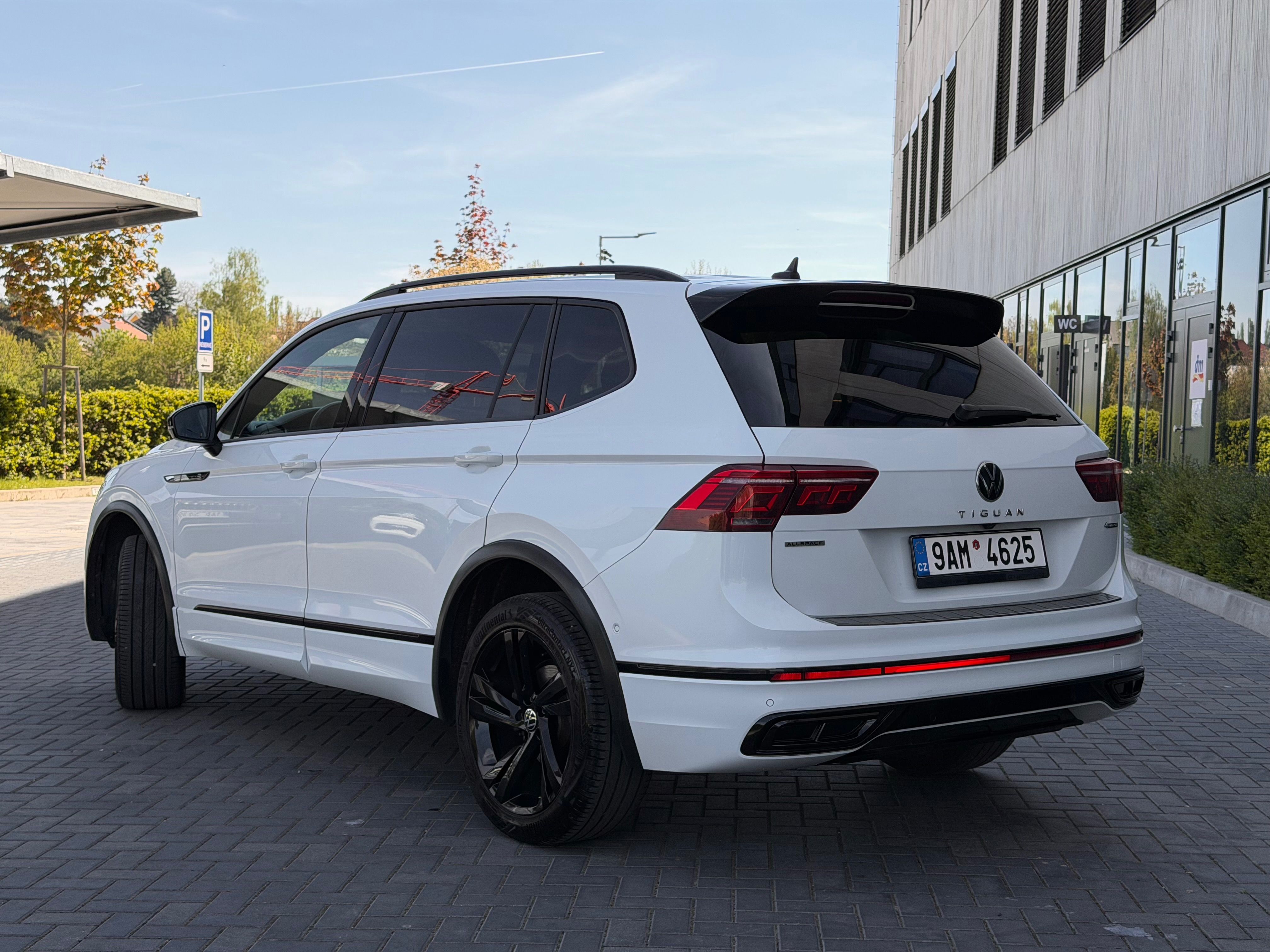 Volkswagen Tiguan Allspace, 2.0 TDi 147 kw/Rline/4x4/tažné - fotka 3