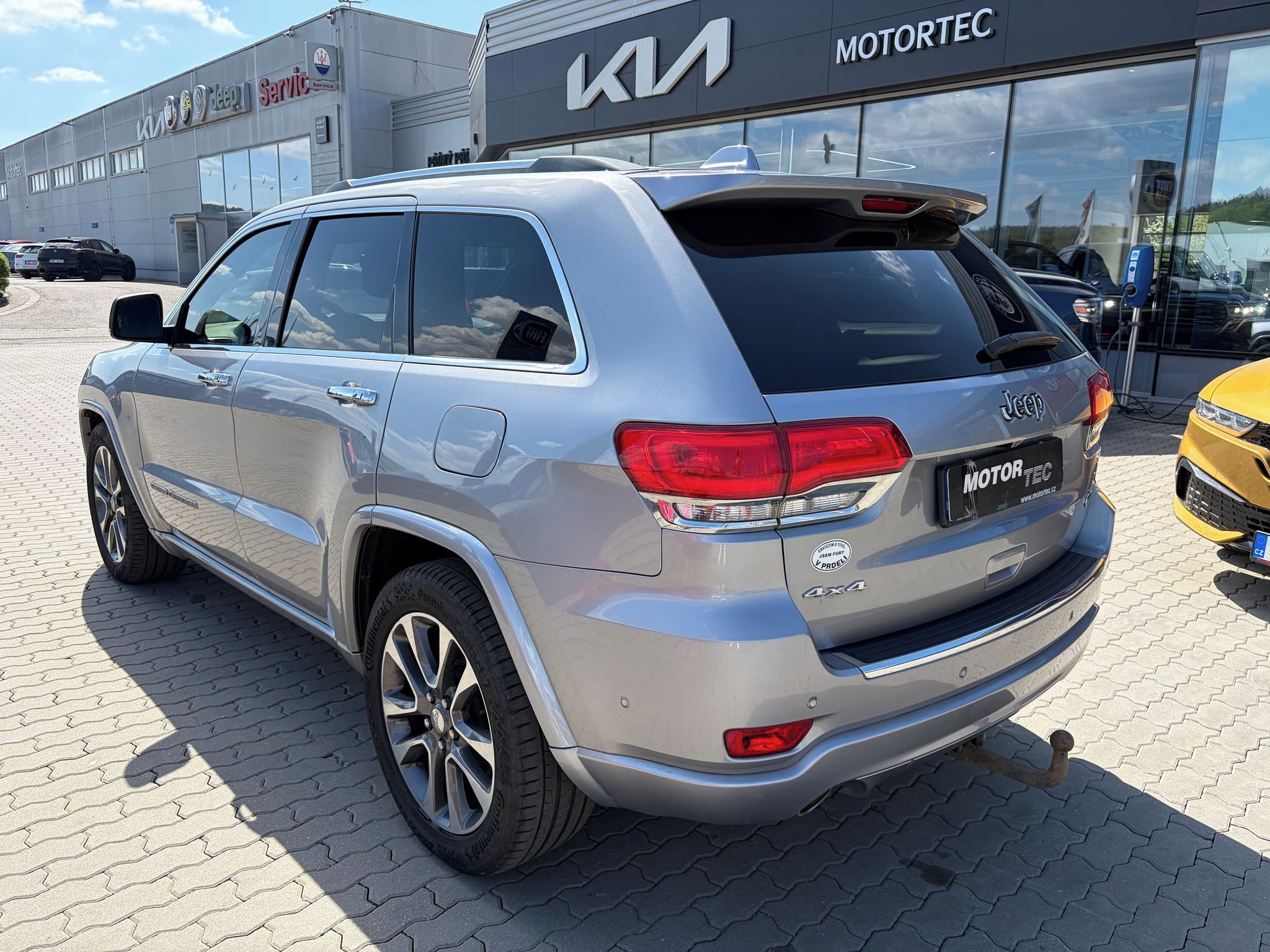 Jeep Grand Cherokee - fotka 4