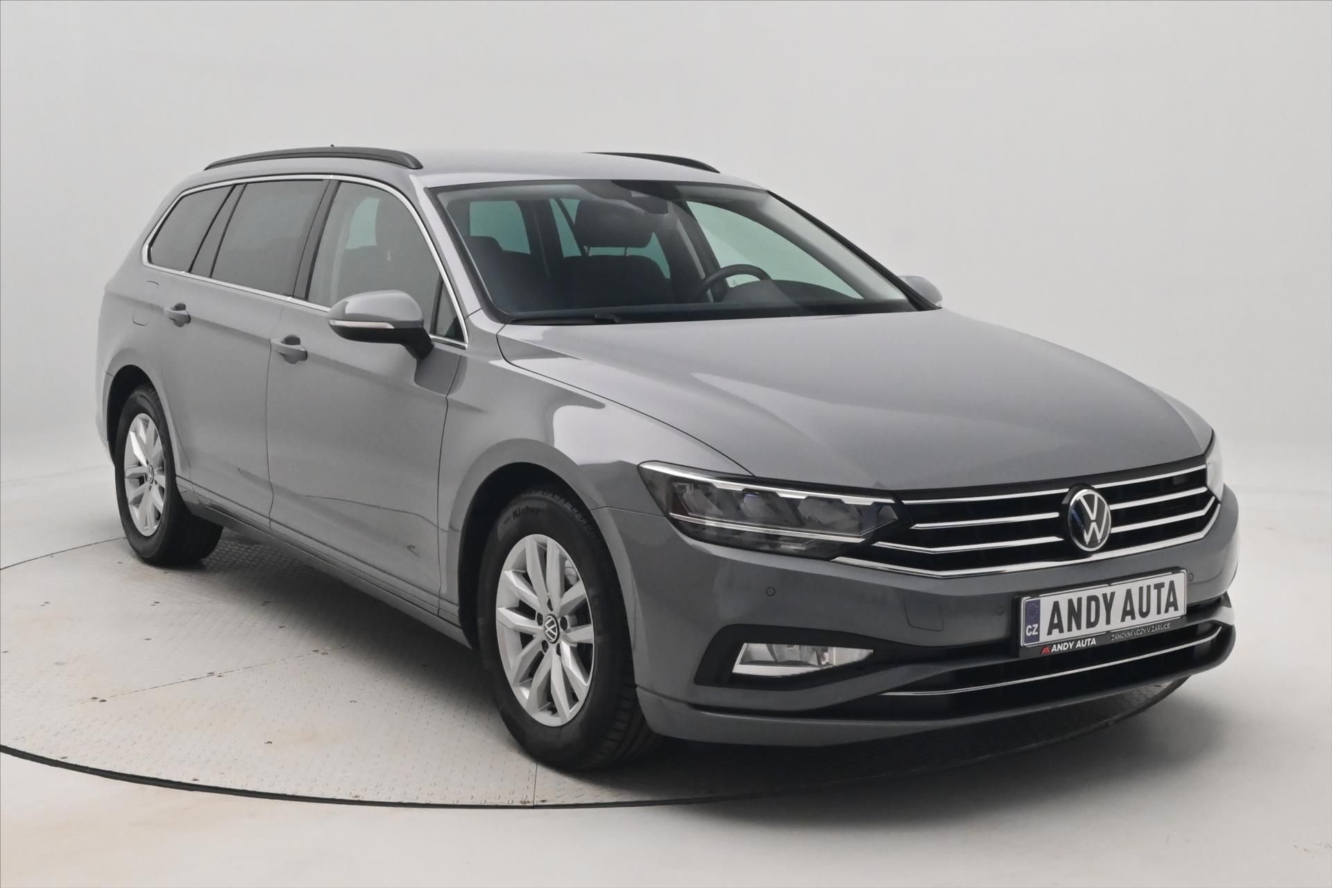 Volkswagen Passat, 2,0 - fotka 3