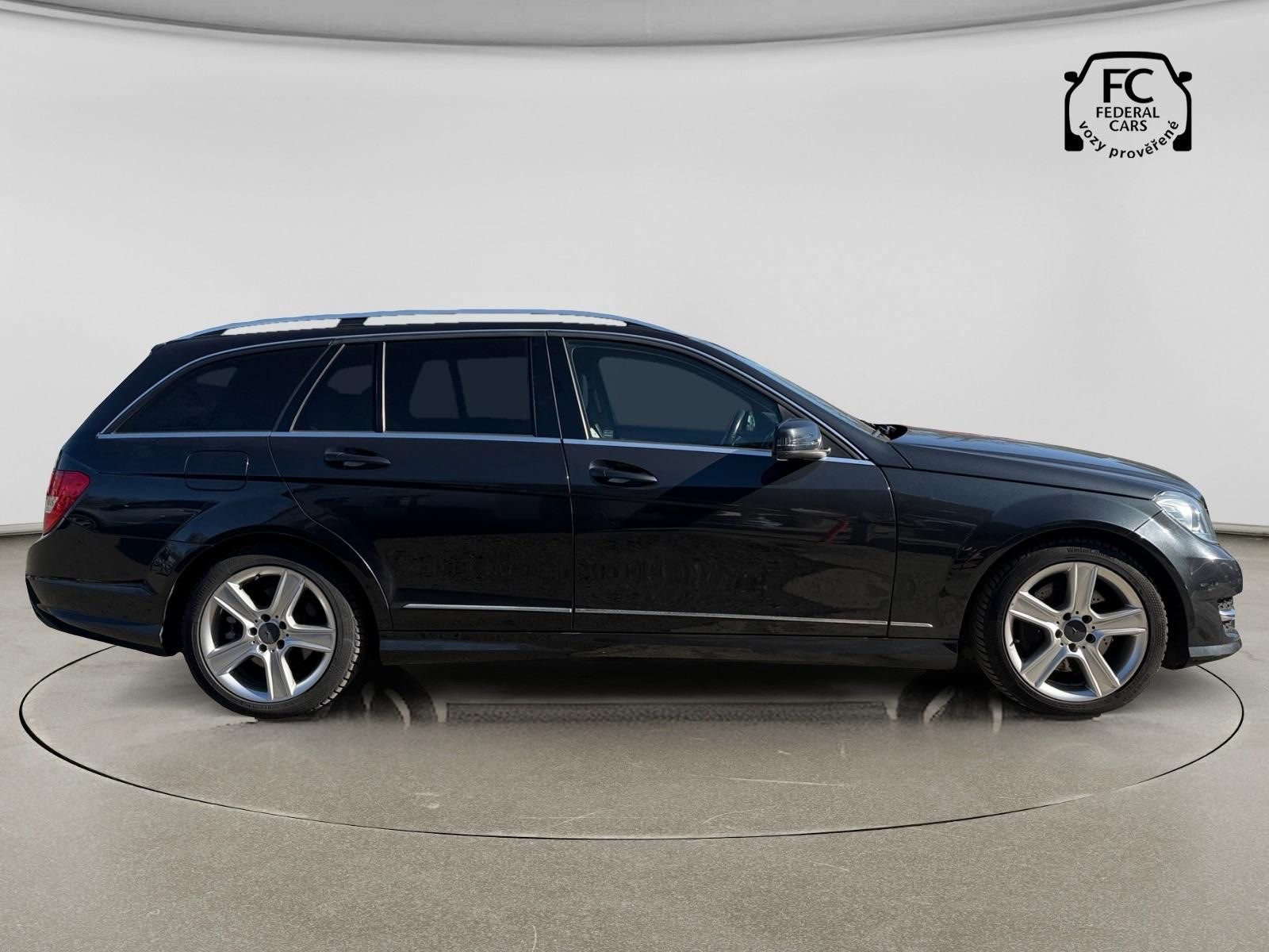 Mercedes-Benz Třídy C, 350 CDI AVANTGARDE - fotka 6