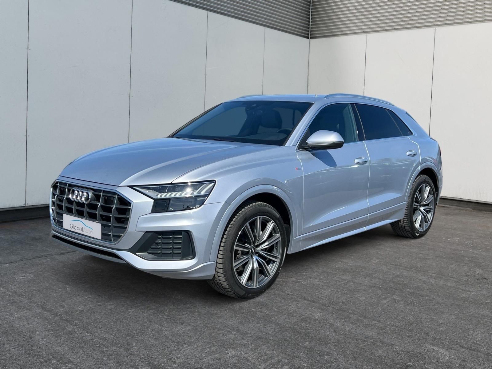 Audi Q8, 3.0TDI 210kW S-LINE TAŽNÝ WEBA