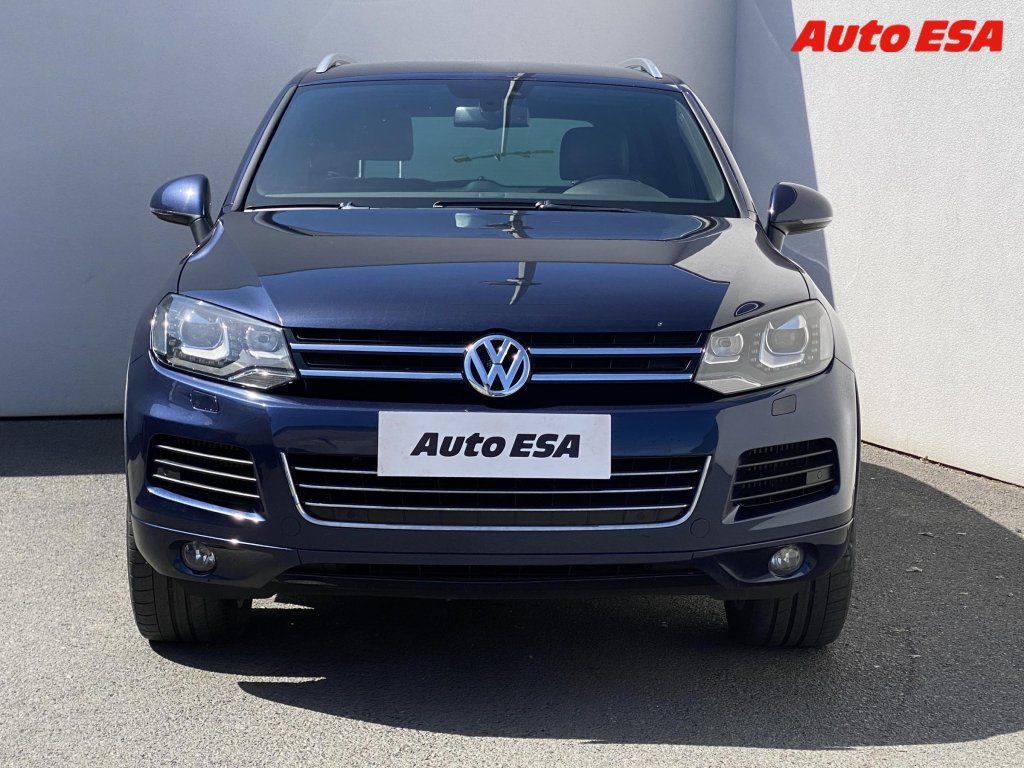 Volkswagen Touareg, 3.0 TDi V6 4x4,servis.kniha - fotka 2