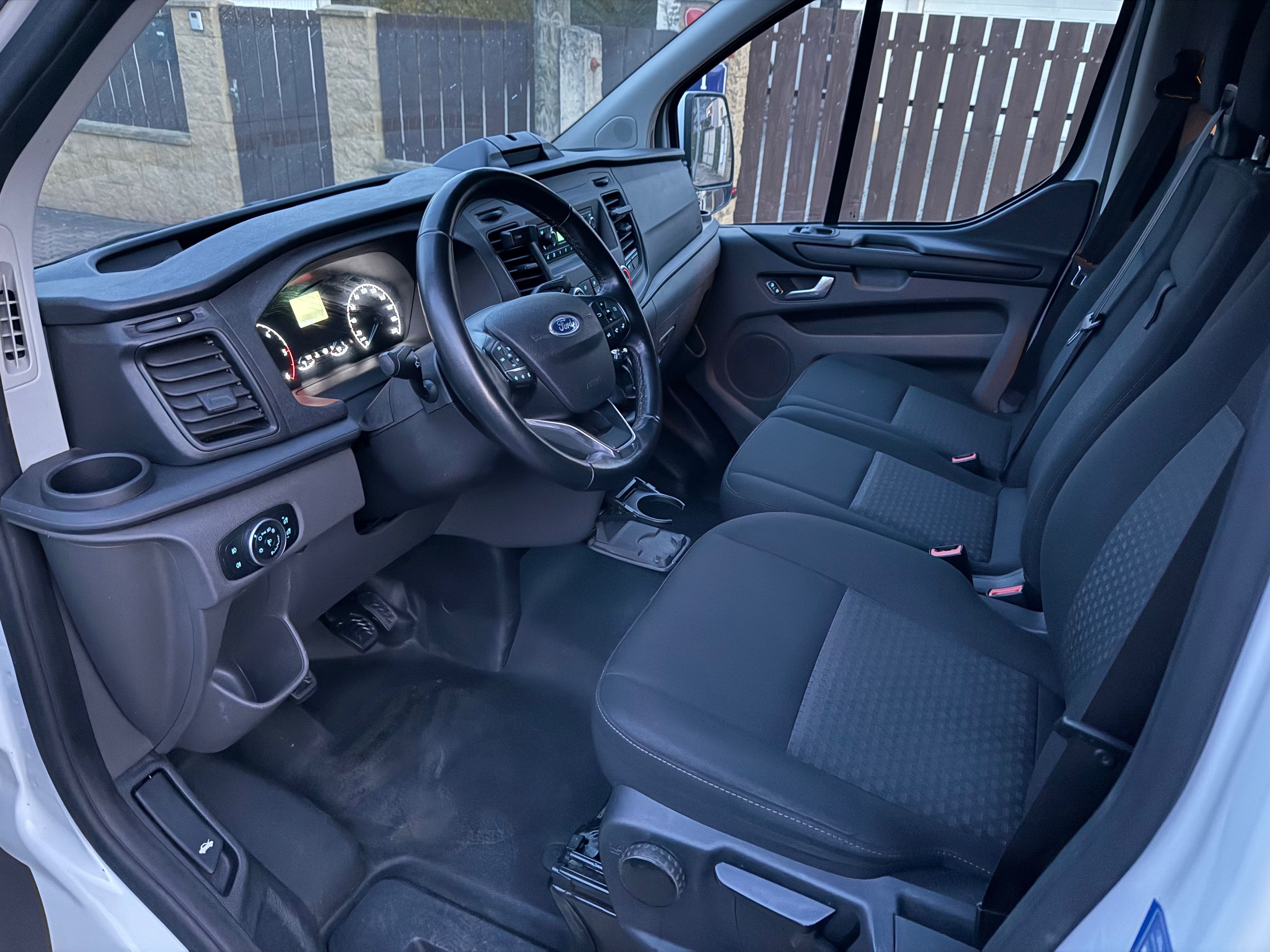 Ford Transit Custom, 2.0TDCi 96kw/ČR/6mist/DPH/L2H1 - fotka 5