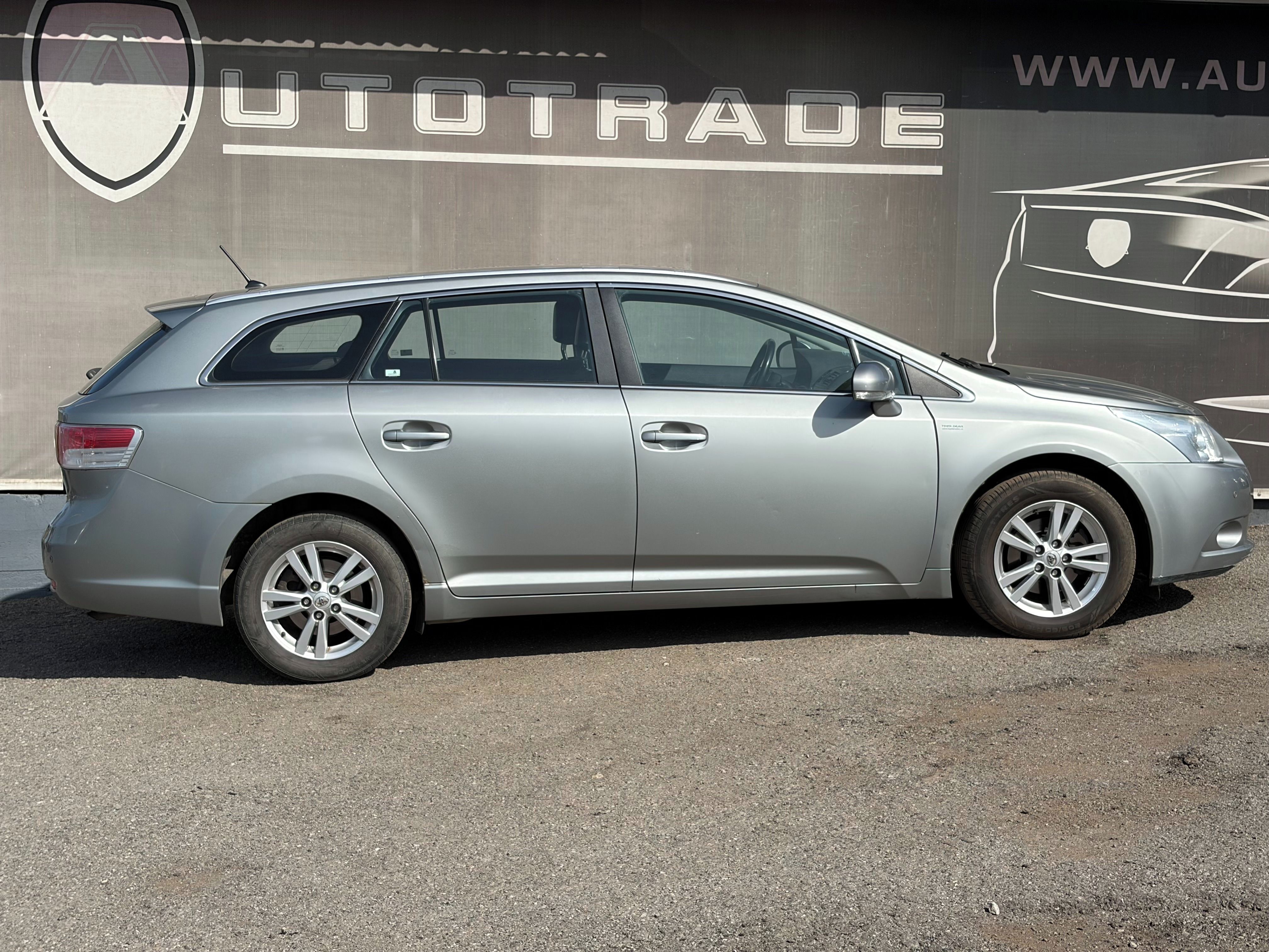 Toyota Avensis, 2.0D-4D 93kW, 1.majitel, ČR - fotka 5