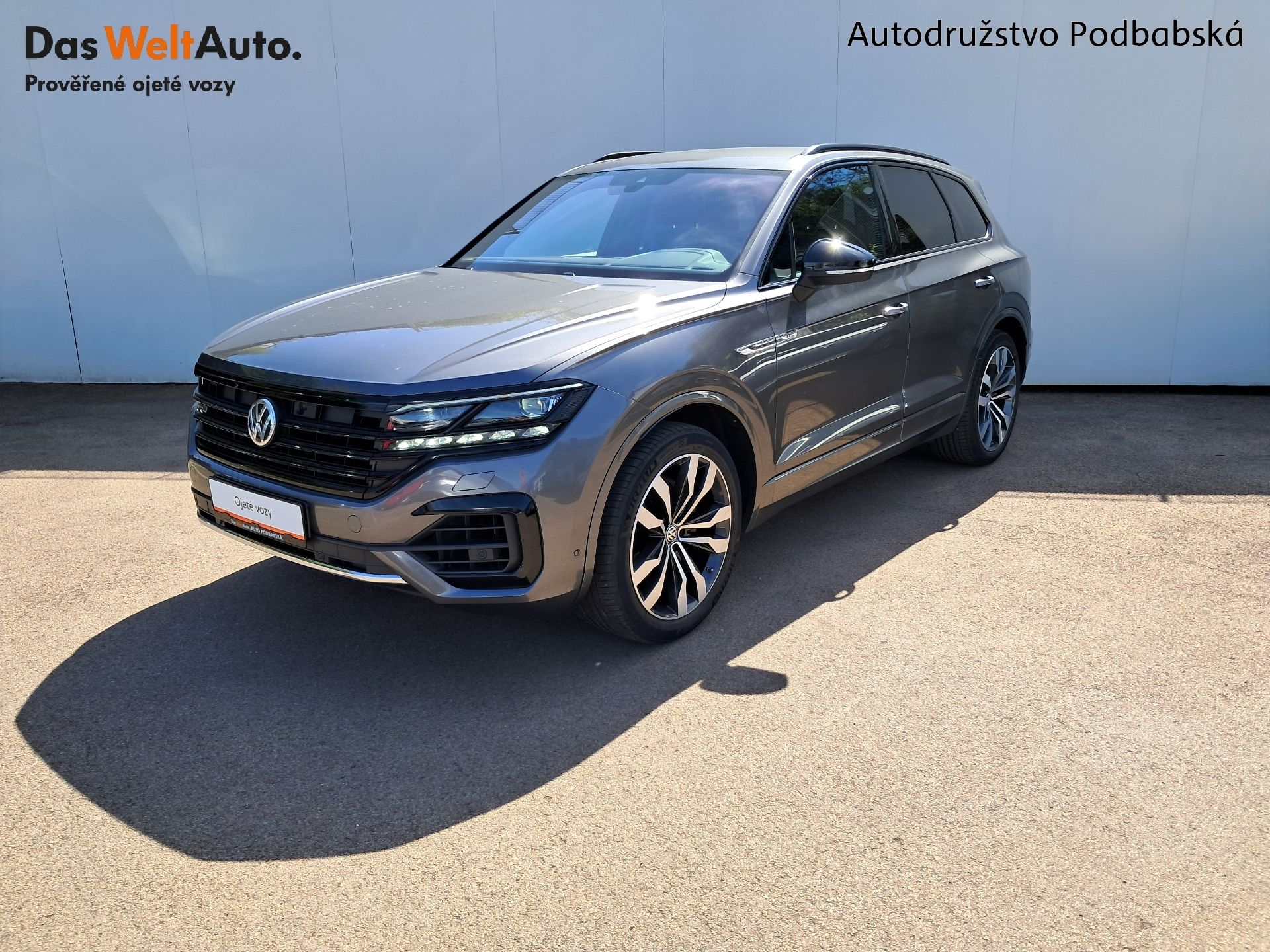 Volkswagen Touareg, VW TOUAREG R-Line V6 3.0 TDI /