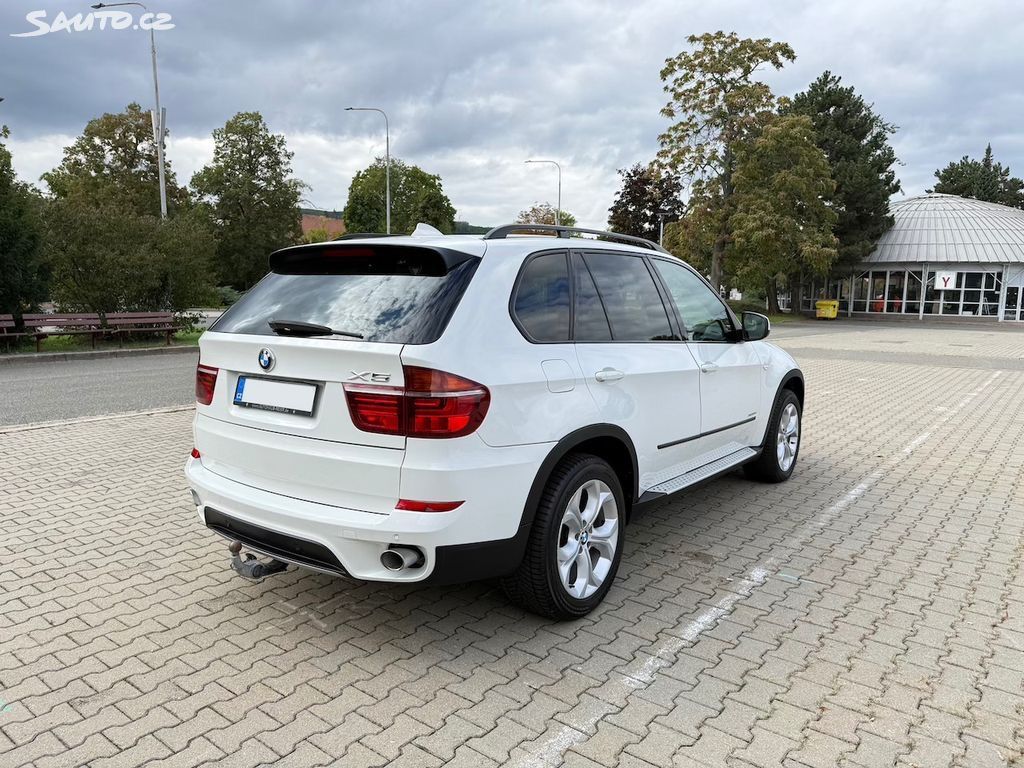 BMW X5, 3.0D xDrive, 180kw - fotka 2