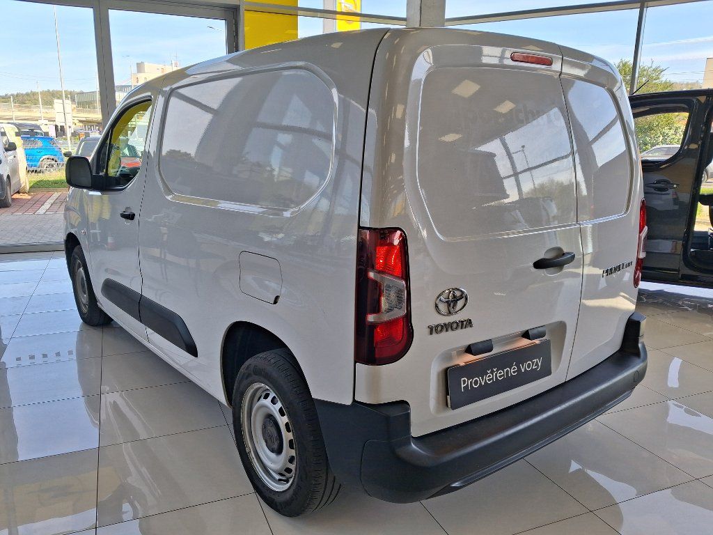 Toyota Proace City, 1.5D 75kW 2024 - fotka 4