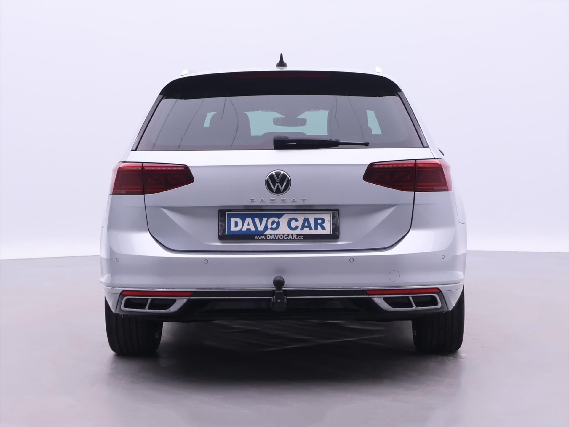 Volkswagen Passat, 2.0 TDI DSG R-LINE Matrix - fotka 6