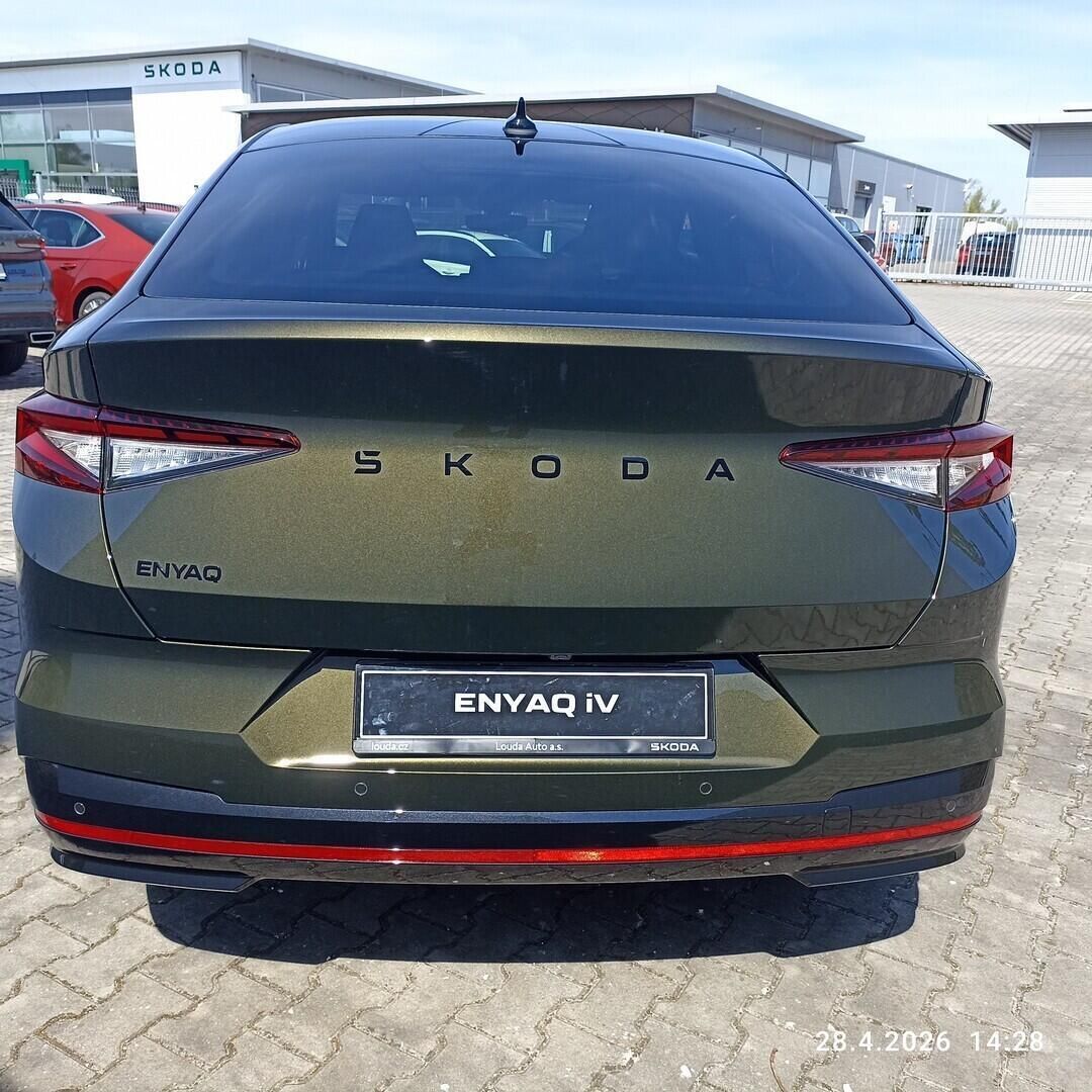 Škoda Enyaq, Coupé RS  84 kWh 4x4 250 kW - fotka 4