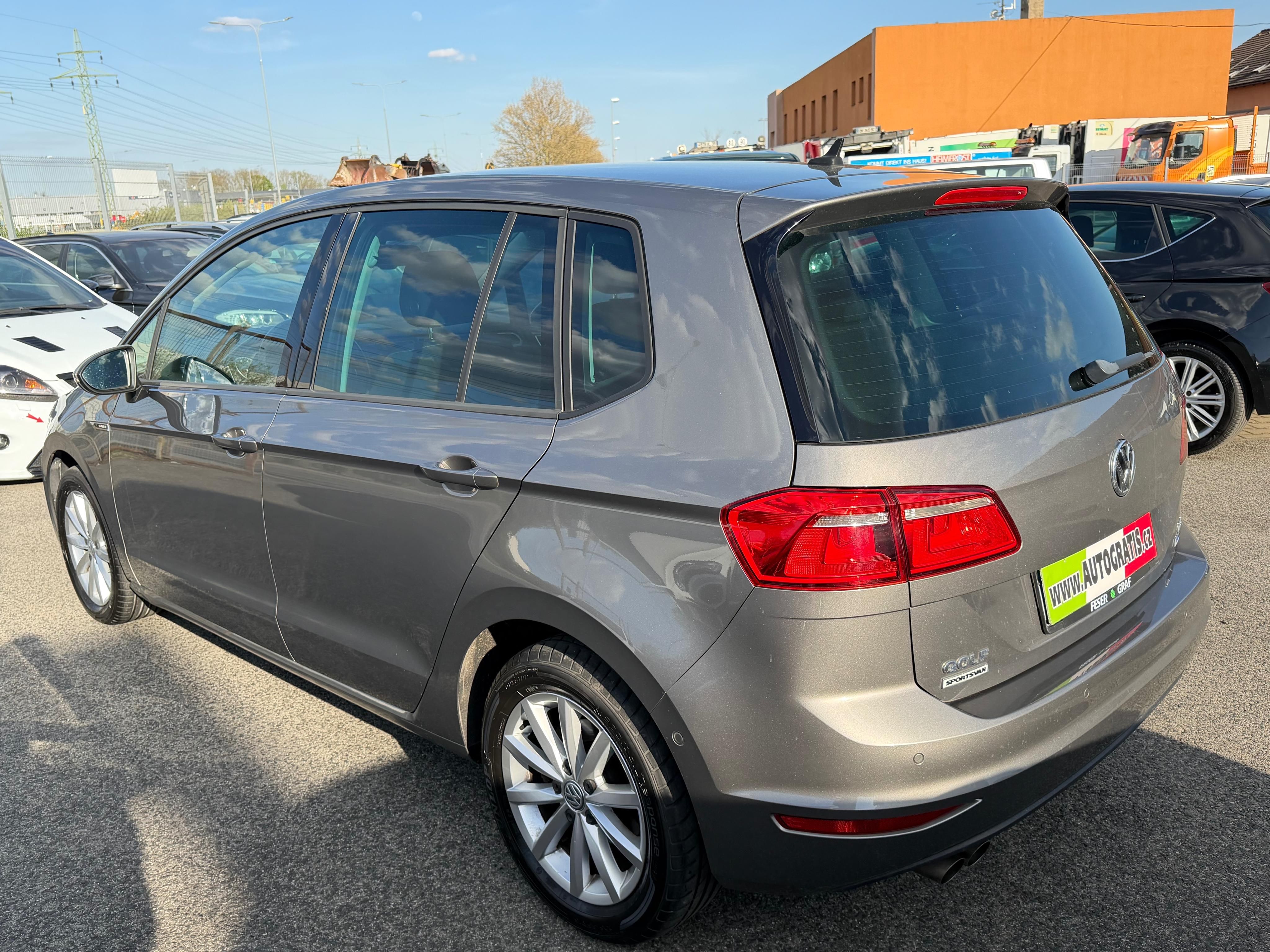 Volkswagen Golf Sportsvan, 1.4TSI-DSG-LOUNGE-XEN.NAVI-CAM - fotka 6