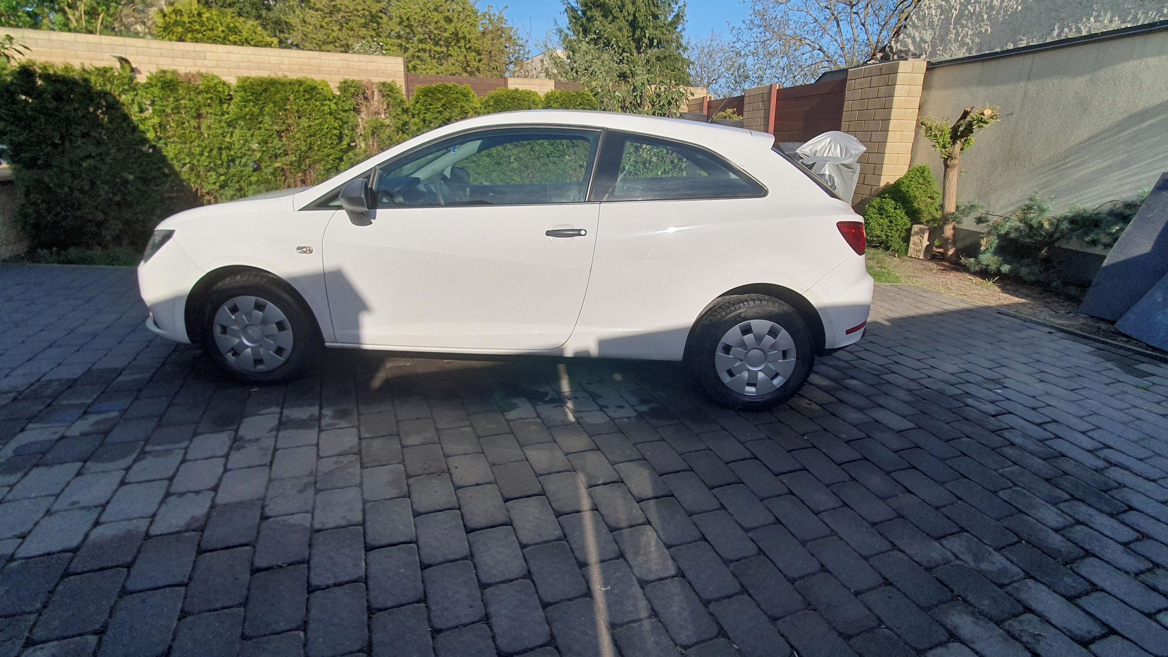 Seat Ibiza, 1.2i Reference - fotka 3