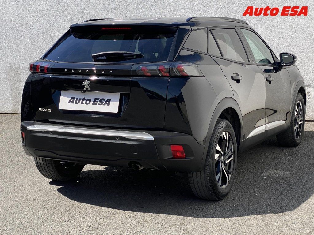 Peugeot 2008, 1.2,Allure - fotka 4