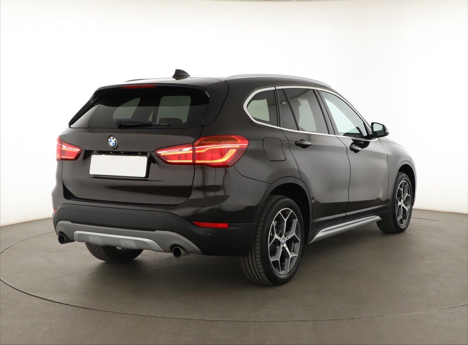 BMW X1, xDrive20i, 4X4, Automat - fotka 5