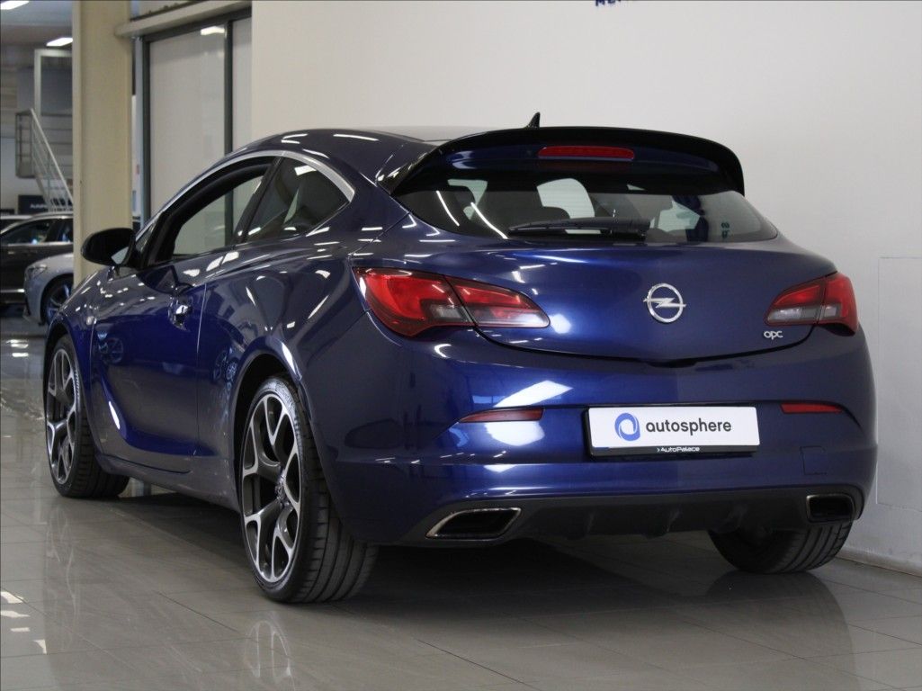 Opel Astra, 2,0 Turbo 280koní OPC Infinity - fotka 3