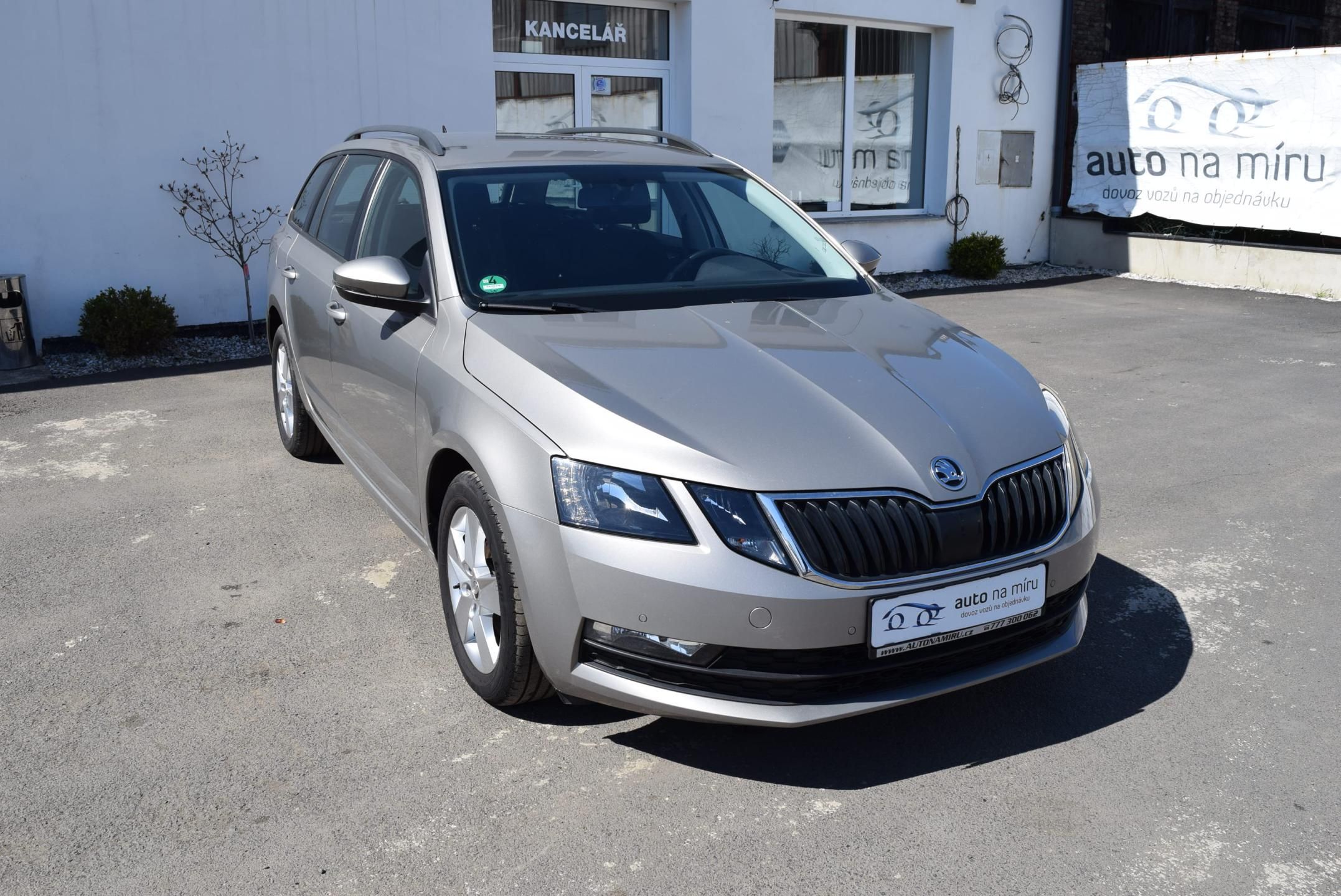 Škoda Octavia, 1.5TSI 110kw AMBI VÝHŘEV NAVI - fotka 5