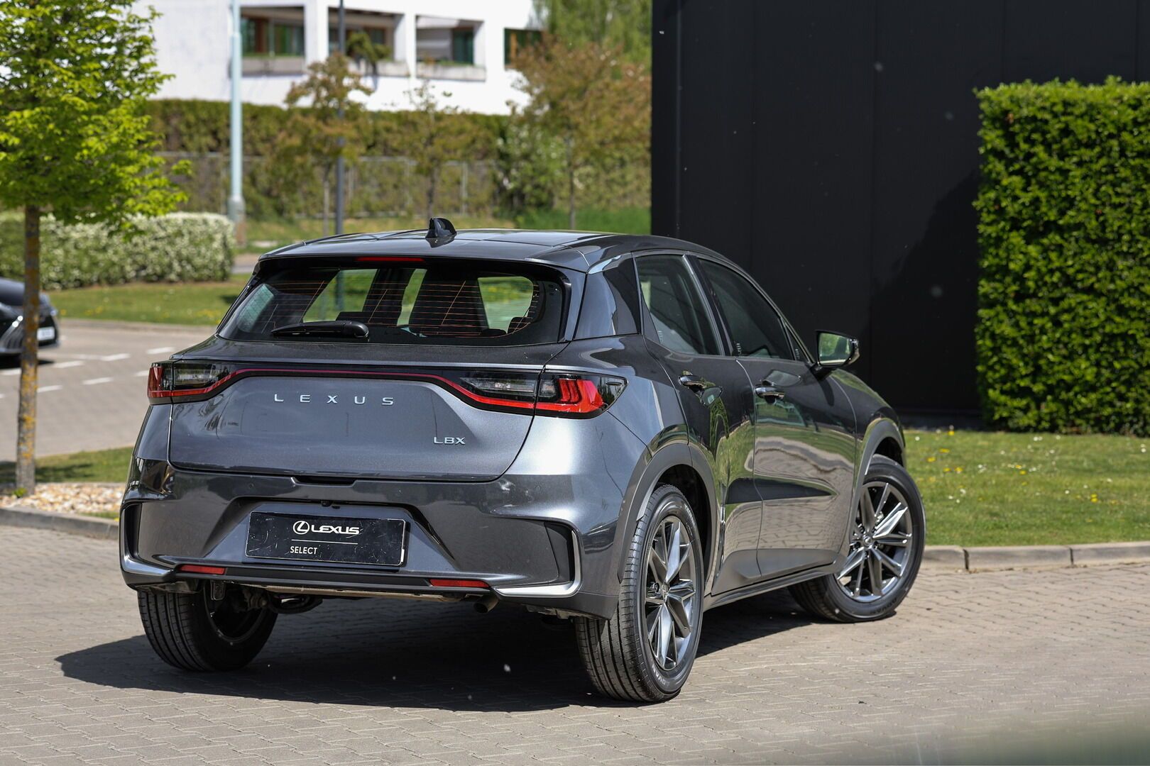 Lexus LBX, 1,5 HEV ELEGANT TECH - fotka 5