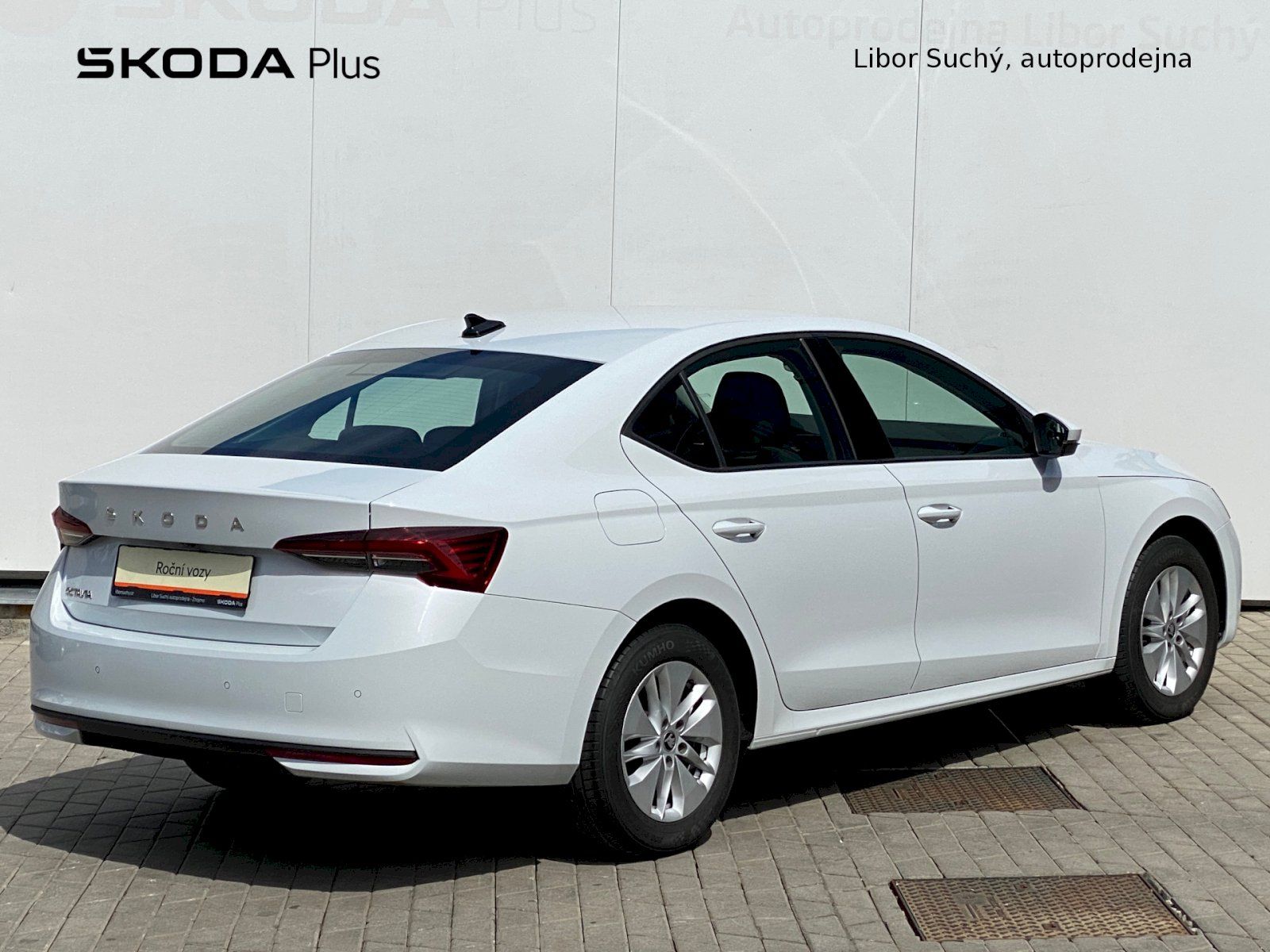 Škoda Octavia, Selection 1.5 TSI 85 kW - fotka 2