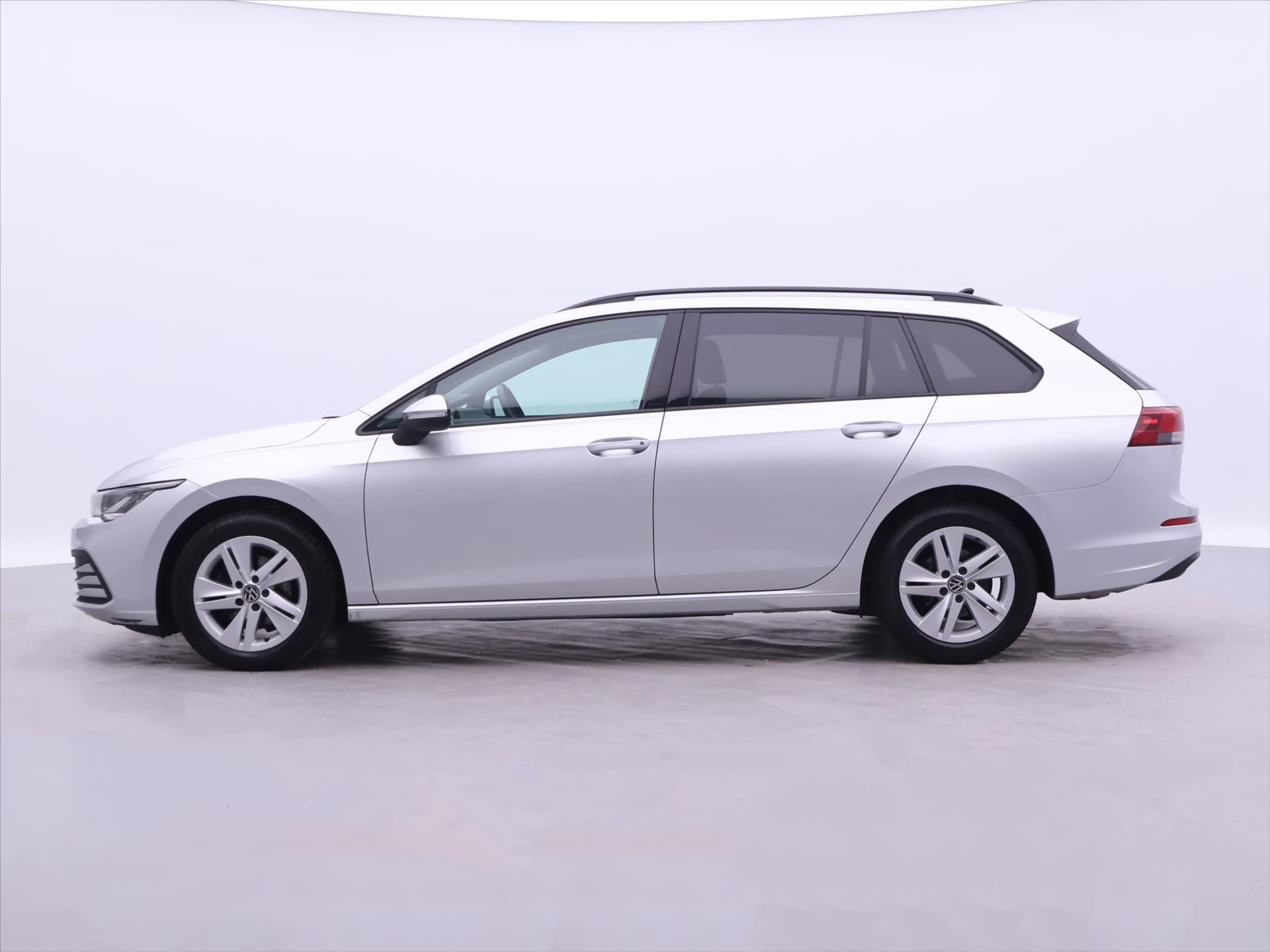 Volkswagen Golf, 1,5 TSI EVO 110kW mHEV Life DS - fotka 4