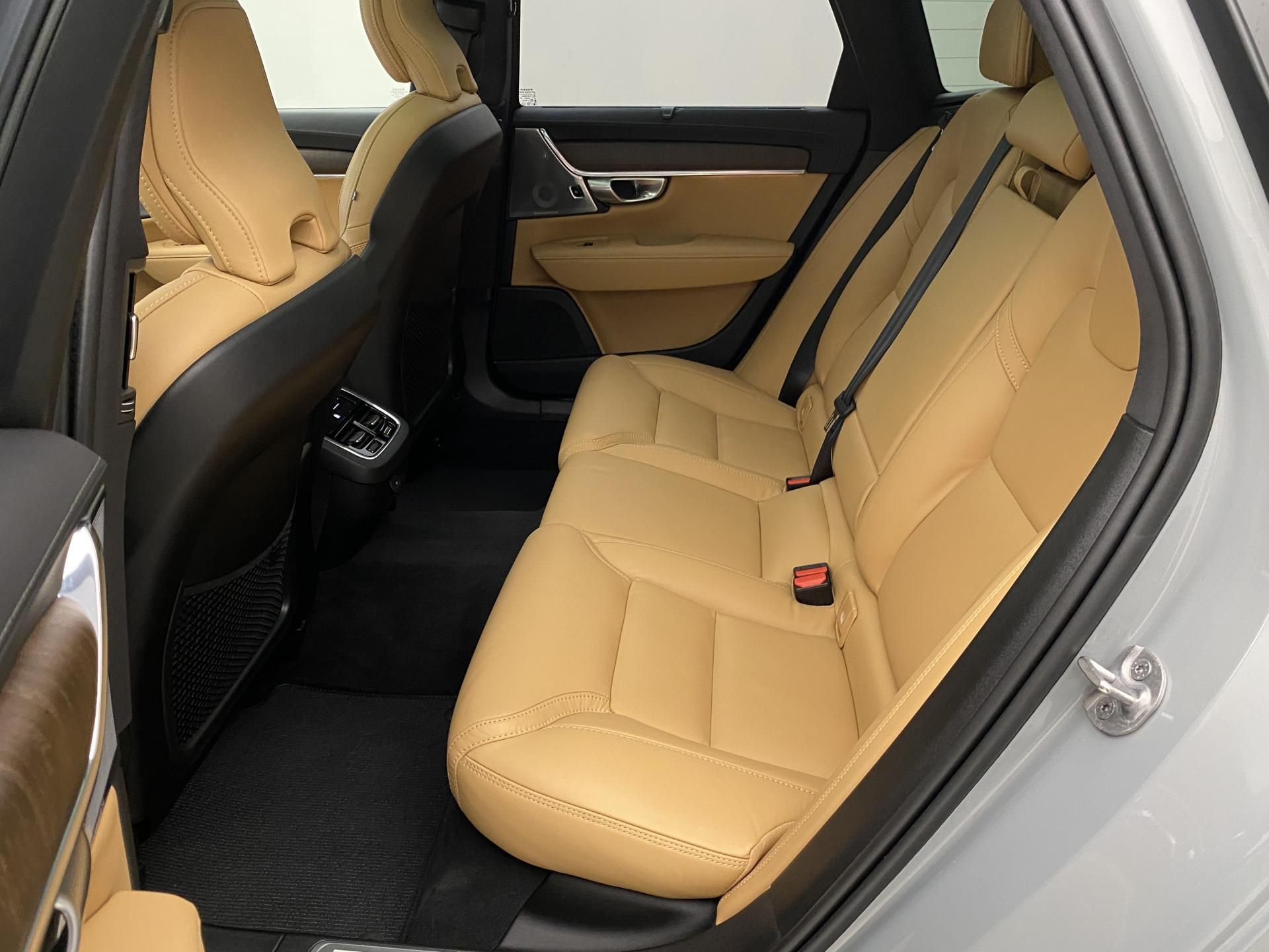 Volvo V90, CC B5 AWD ULTIMATE AUT - fotka 5