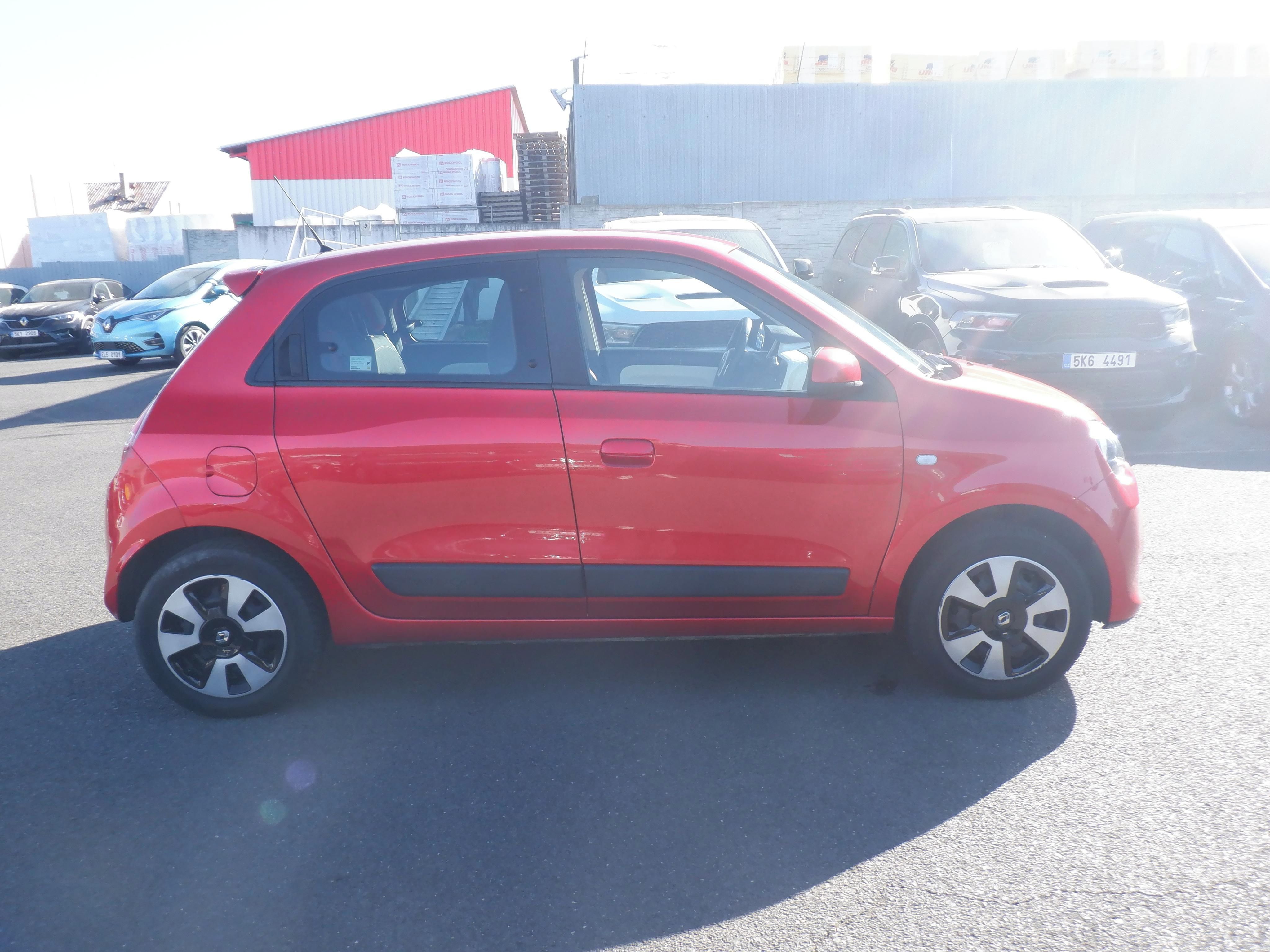 Renault Twingo, 1.0 SCe 52kW,ČR - fotka 4