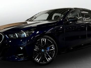 M60 xDrive M 360k HuD Tažné