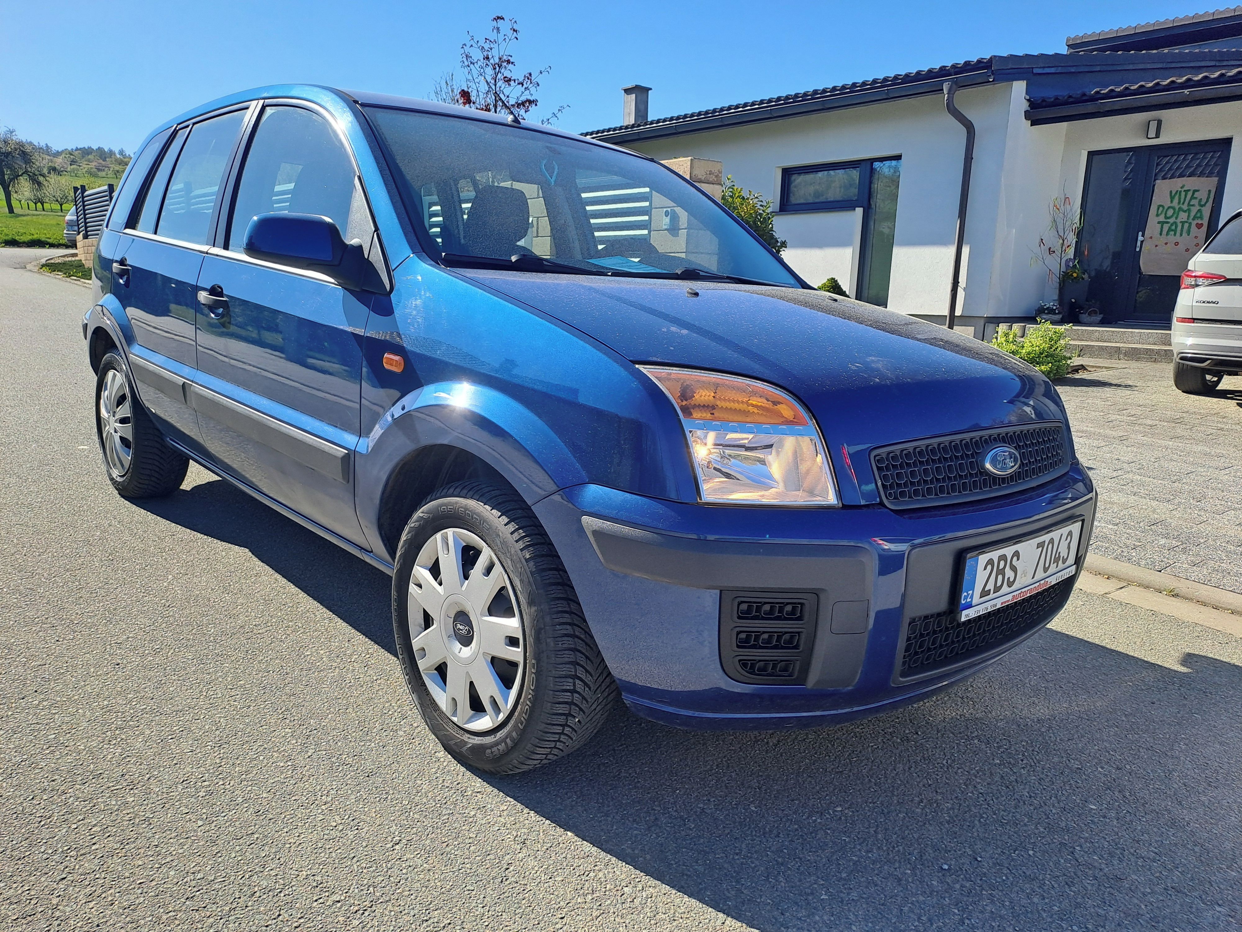 Ford Fusion, 1,4 16v TREND, SERVISOVANÝ - fotka 3