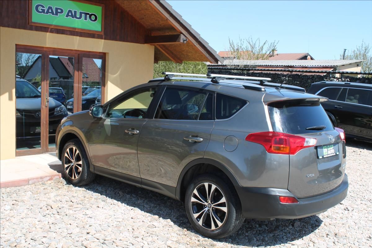 Toyota Rav4, 2.0 VVT-i 111kW 4X4 ČR AUTOMAT - fotka 4