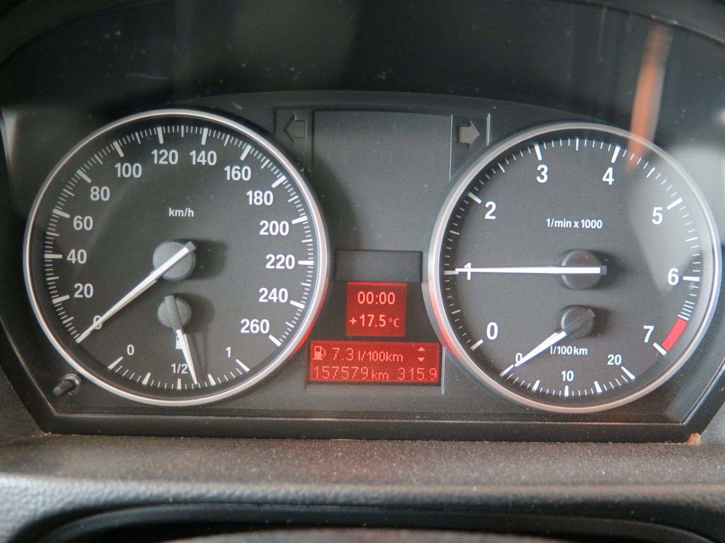 BMW Řada 3, 318i,klima,senzory,navi - fotka 6